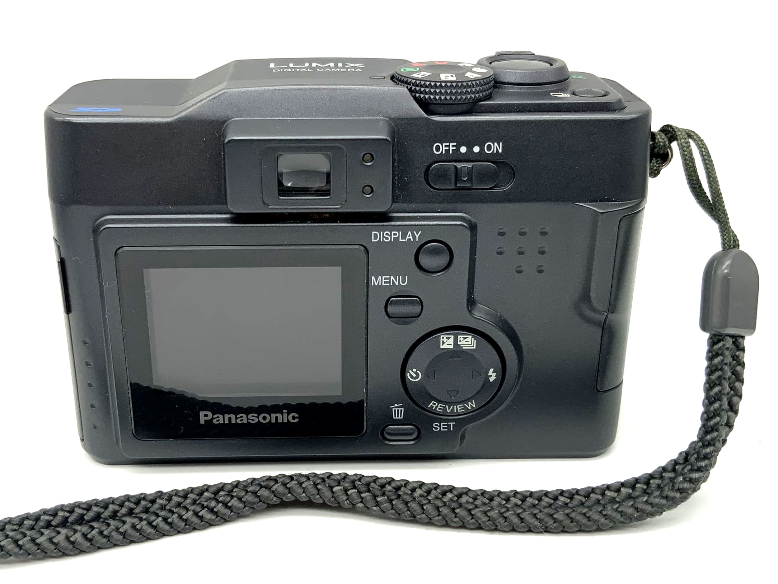 Panasonic Lumix DMC-LC33 with Leica DC Vario-Elmarit 1:2.8-4.9/5.8-17.4 3.2 MP