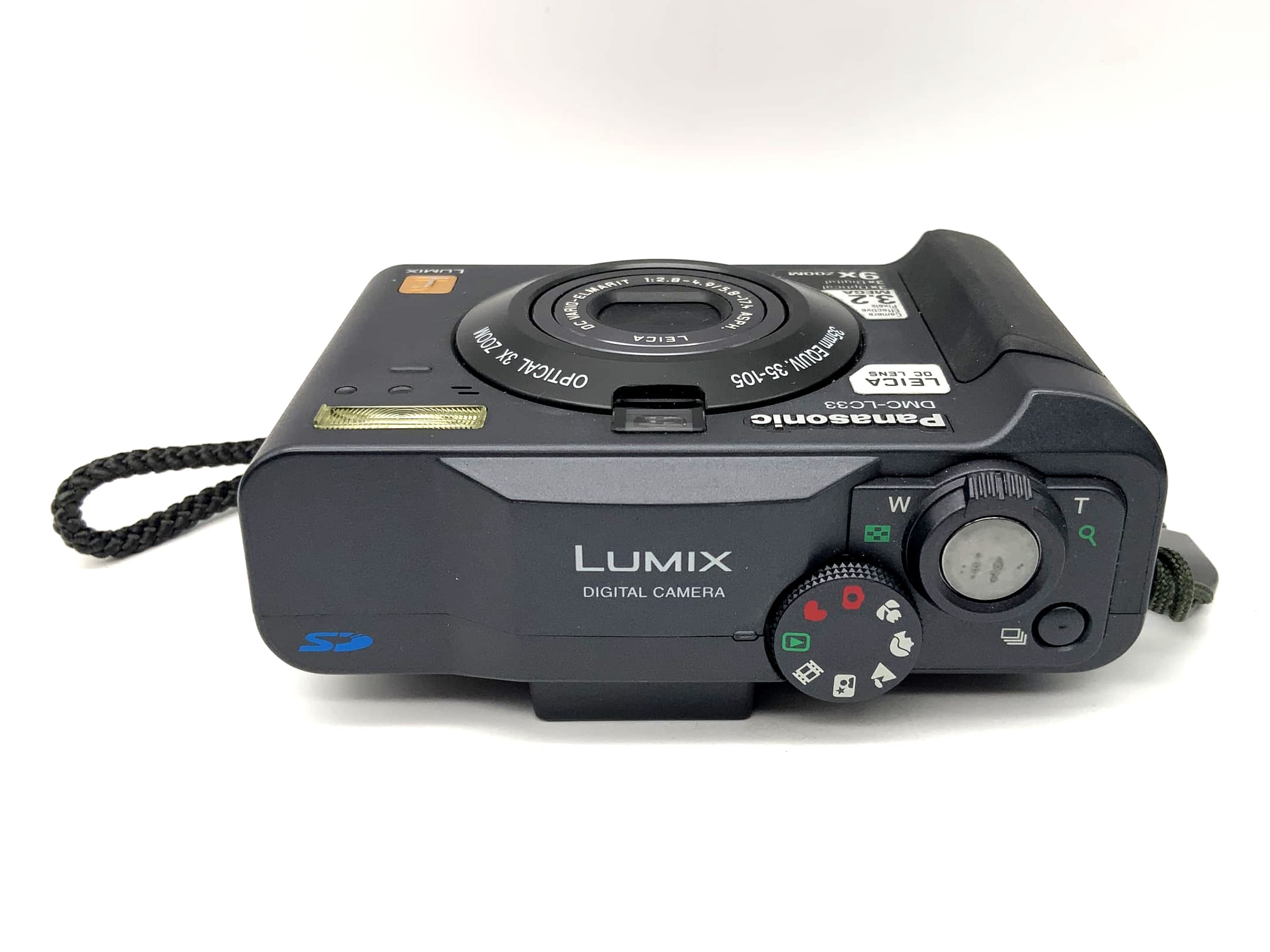 Panasonic Lumix DMC-LC33 with Leica DC Vario-Elmarit 1:2.8-4.9/5.8-17.4 3.2 MP