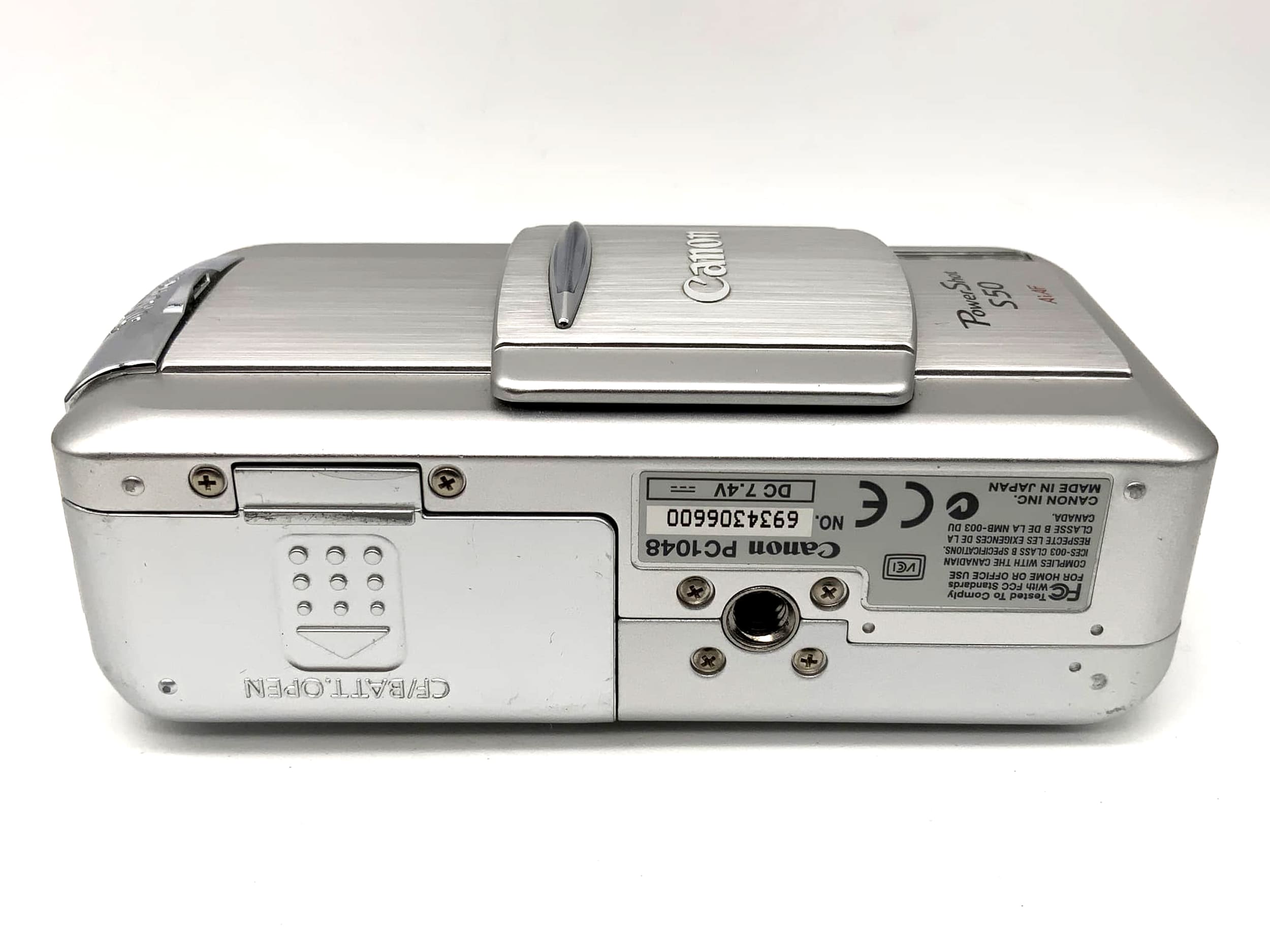 Canon PowerShot S50 with Zoom Lens 3x 7.1-21.3mm 1:2.8-4.9 Ai AF