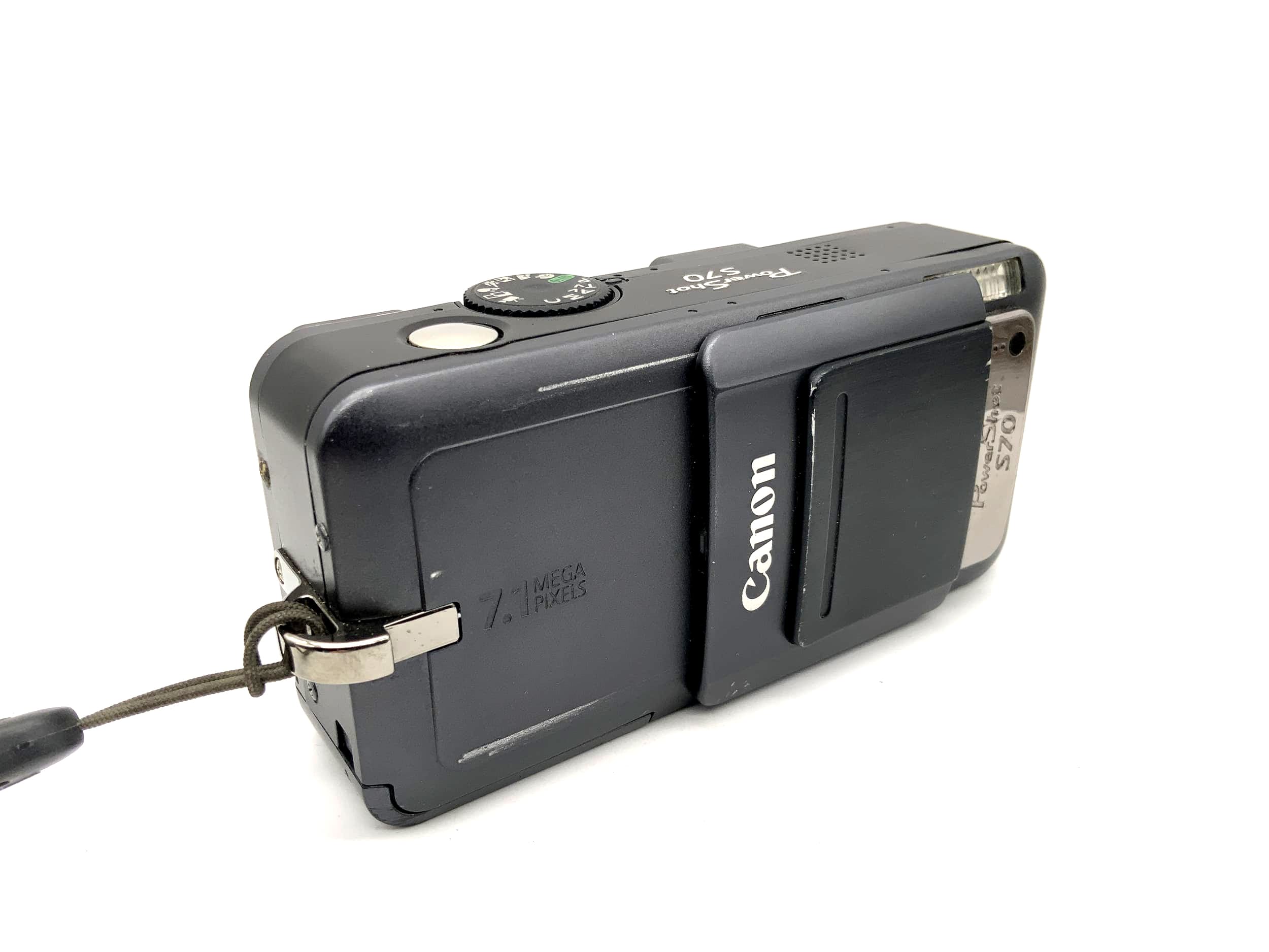 Canon PowerShot S70 with Zoom Lens 3.6x 5.8-20.7mm 1:2.8-5.3 7.1 MP Ai AF