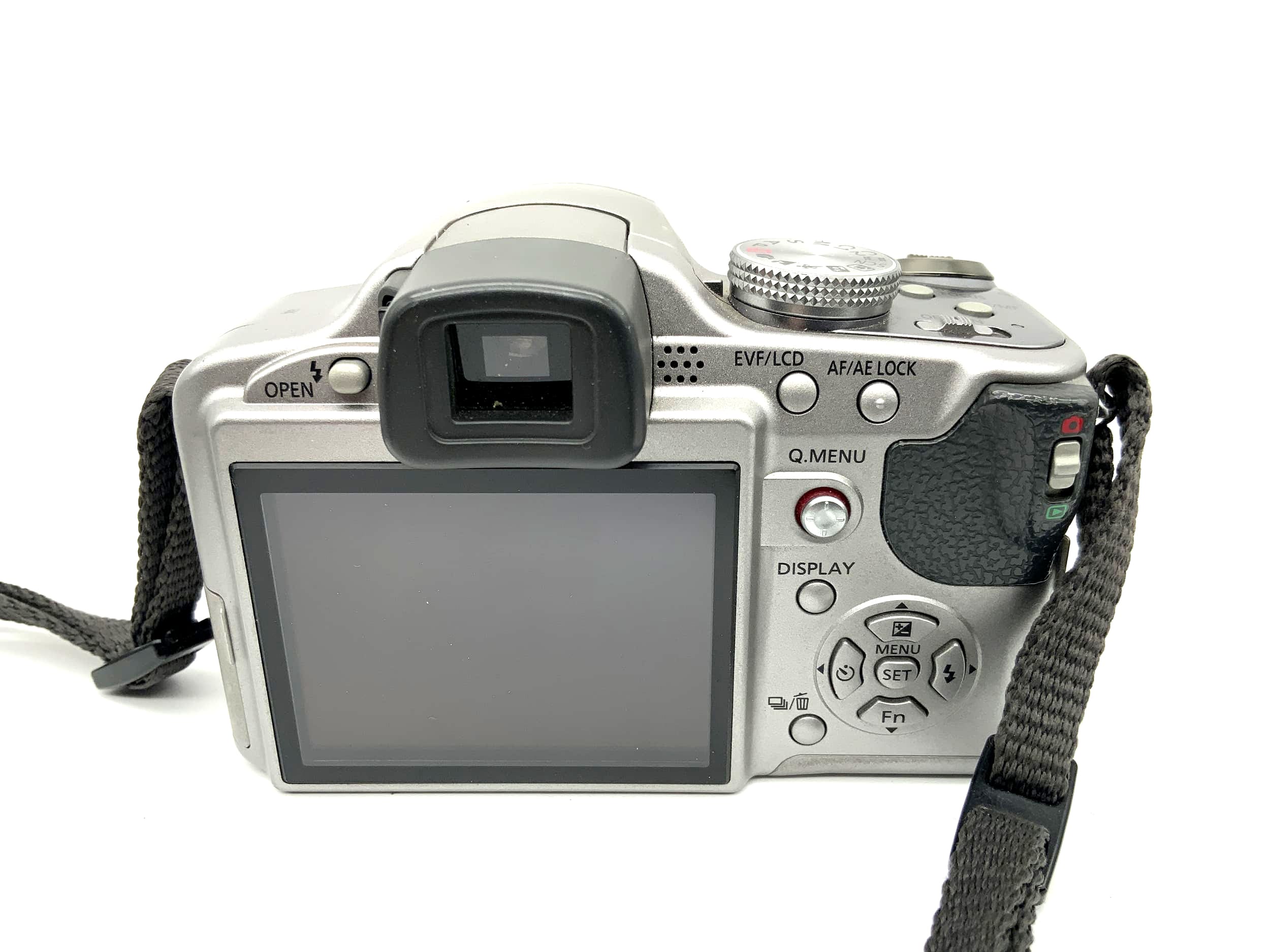 Panasonic Lumix DMC-FZ28 Leica DC Vario-Elmarit 1:2.8-4.4 / 4.8-86.4 ASPH. 10MP