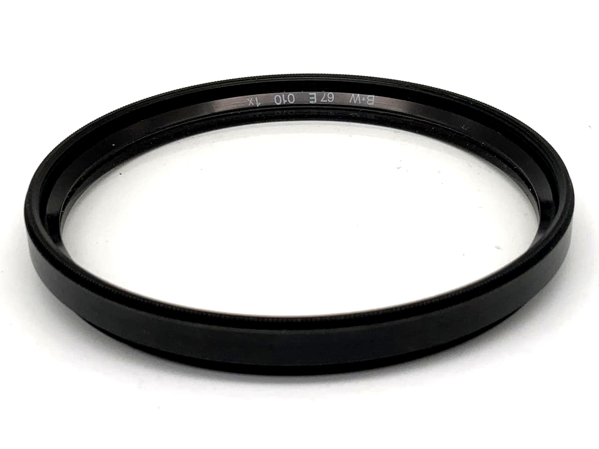 B+W UV filter 67E 010 1x filter 67mm circular filter thread M67