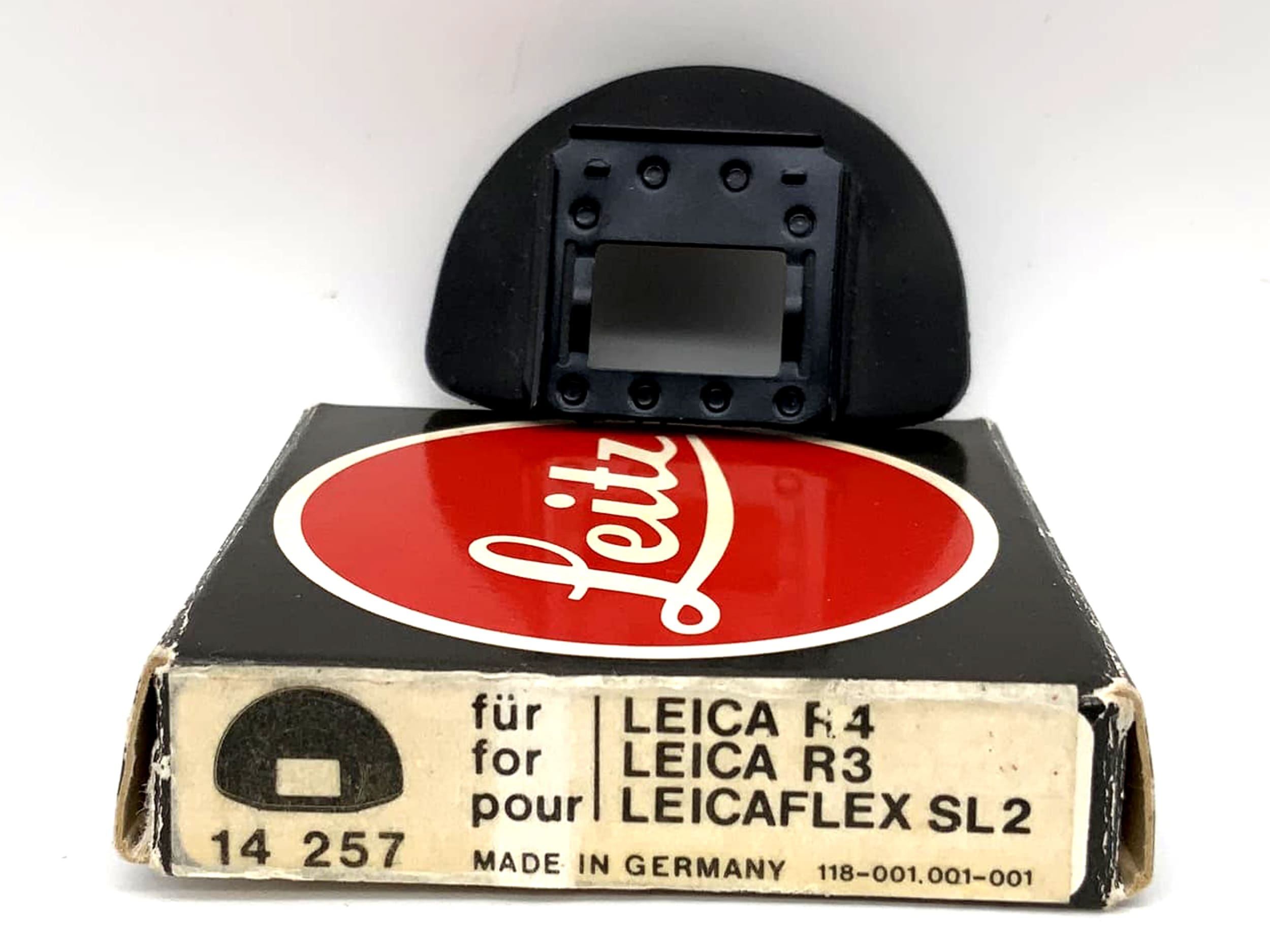 Leitz eyecup 14257 for Leica SL-2, R3, R4 in original packaging