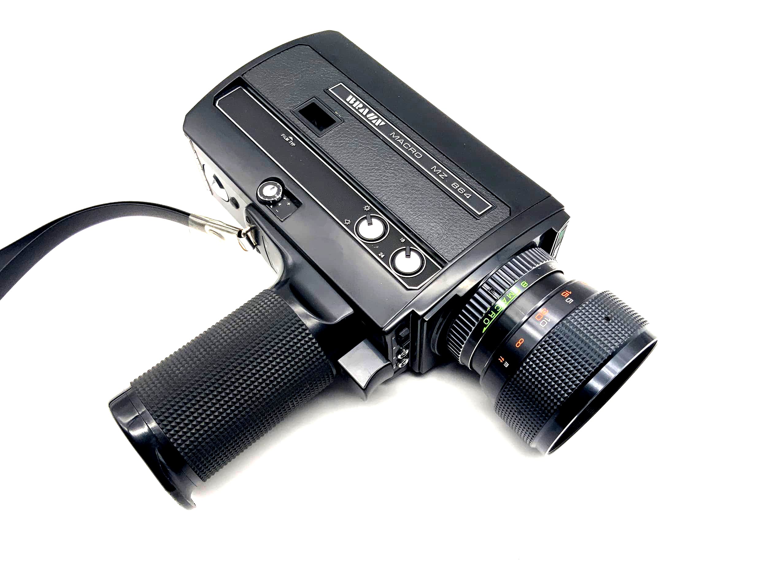 Braun MZ 864 film camera Macro Stellar Zoom 1.7 8-64 Super 8 camera movie camera