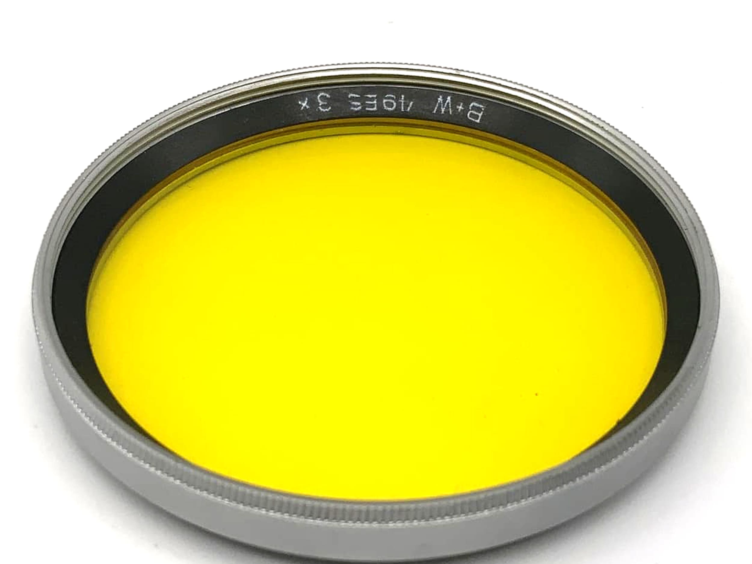B+W Color Filter 49mm Filter Yellow 49ES 3x Circular Filter Thread