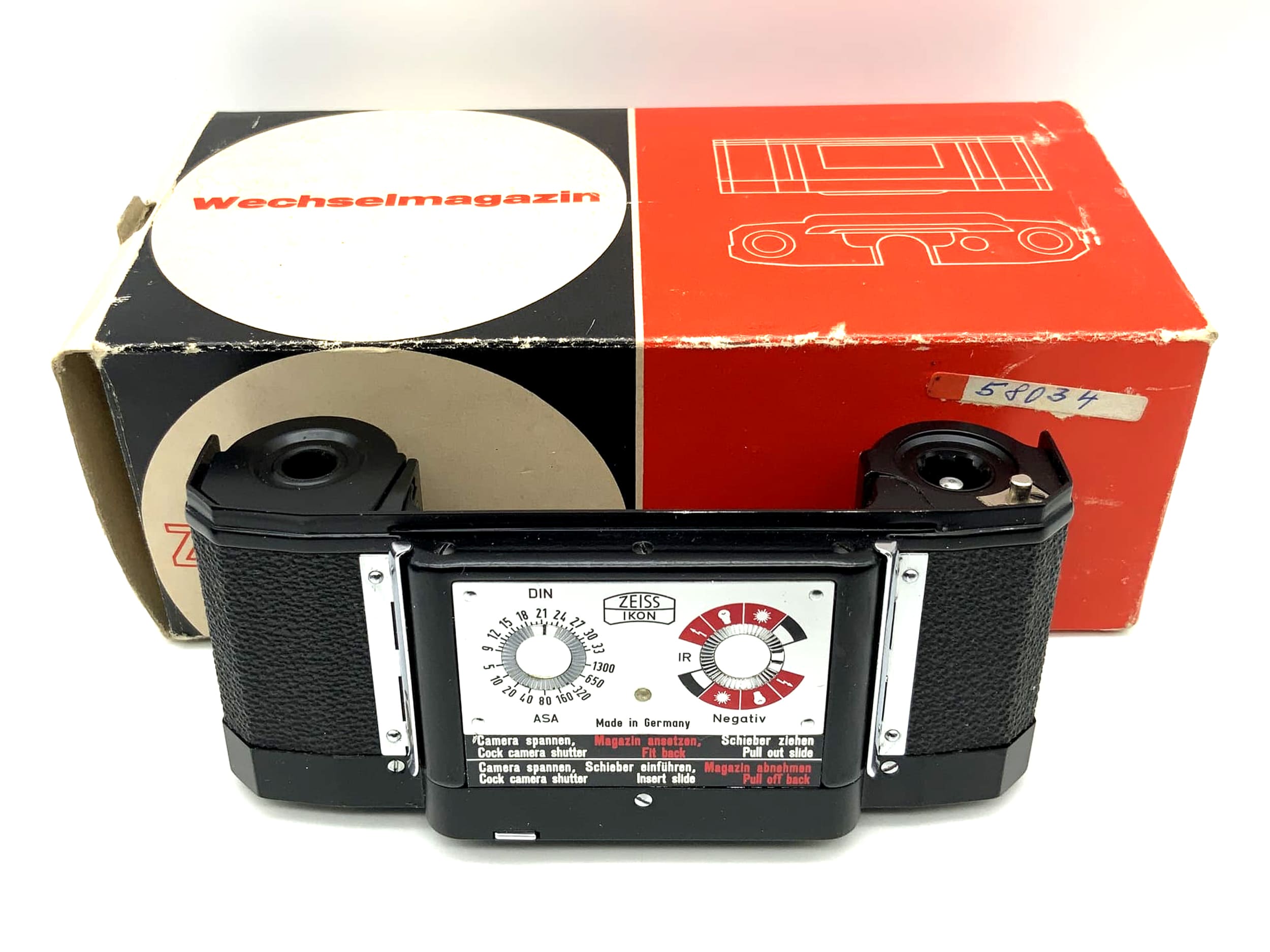 Zeiss Ikon interchangeable magazine 200302 Chrome backplate for Contaflex with original packaging