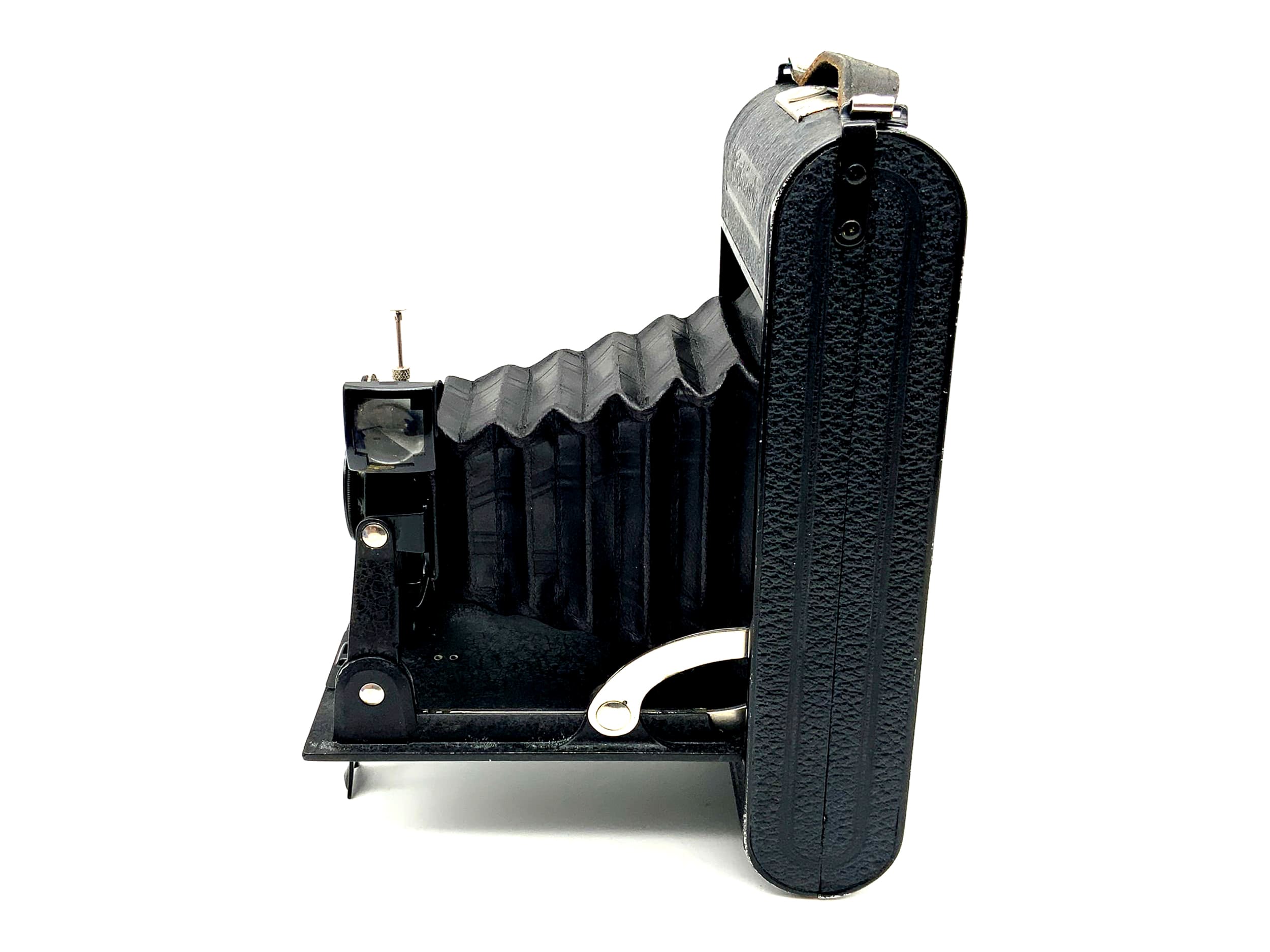 Voigtländer folding camera with Anastigmat Voigtar 1:7.7