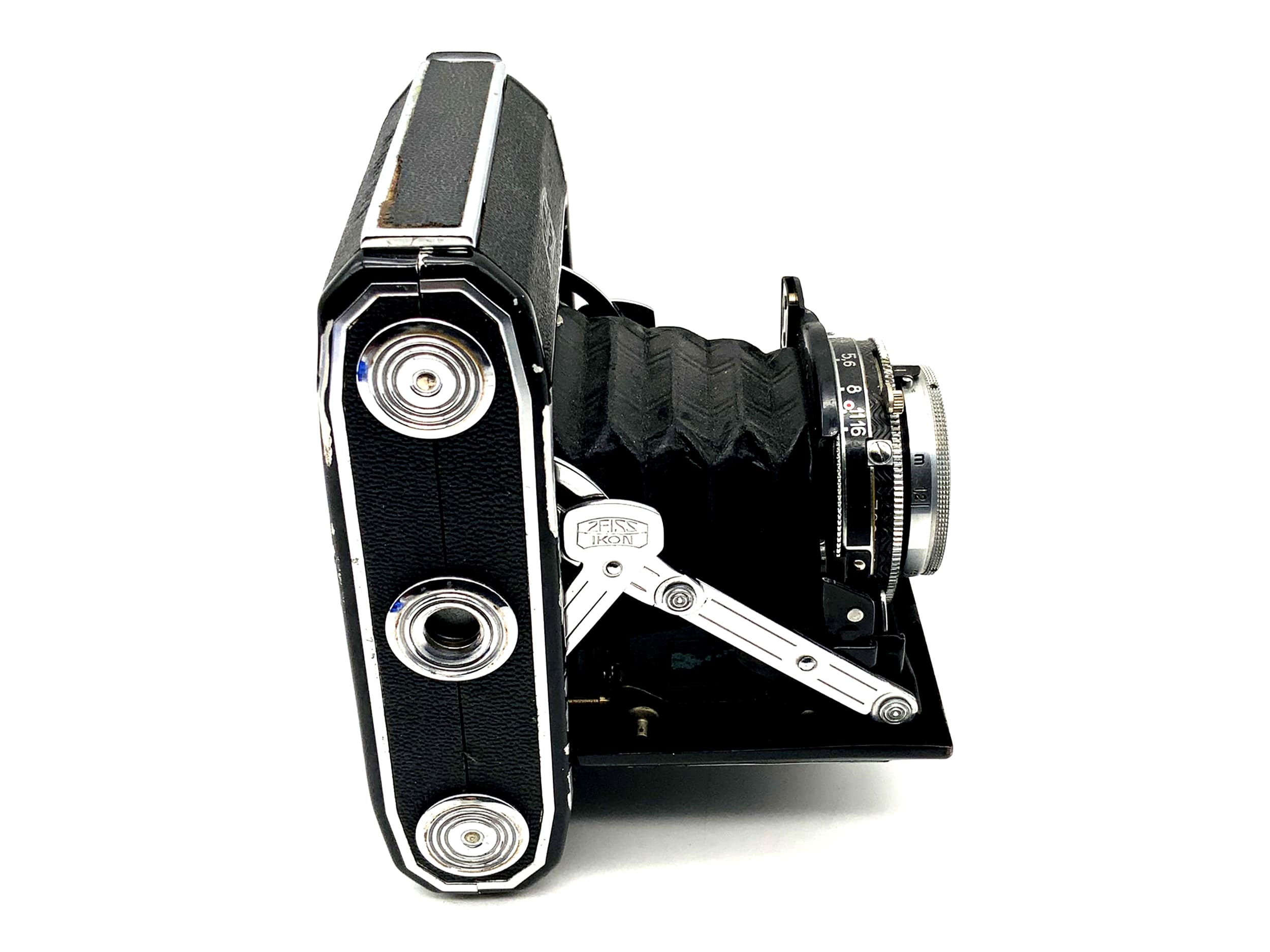 Zeiss Ikon Ikonta 521 folding camera with Novar Anastigmat 1:3.5 f=7.5cm