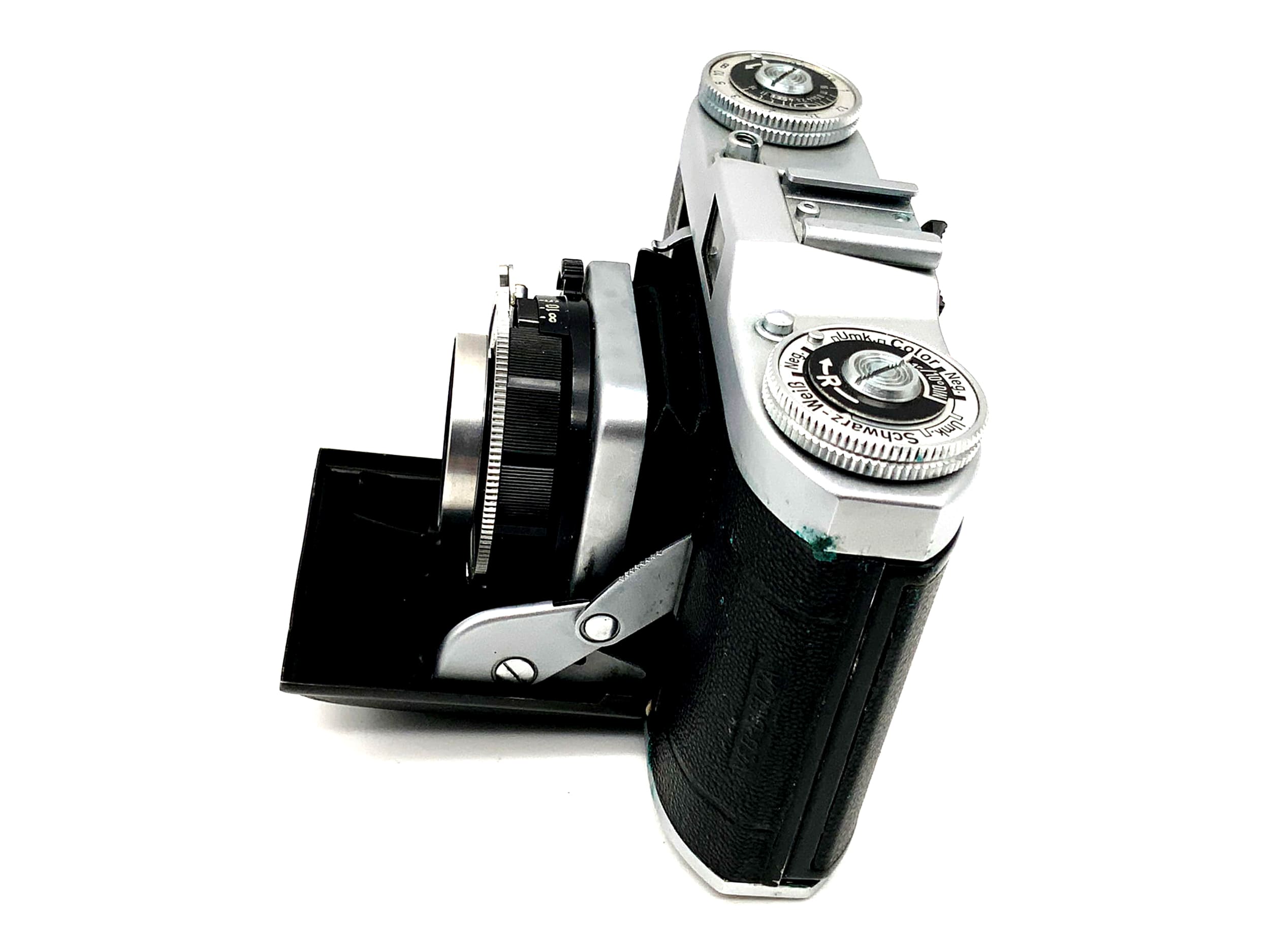 Balda Beltica folding camera with E. Ludwig Meritar red V 1:2.9 f=50mm Vebur