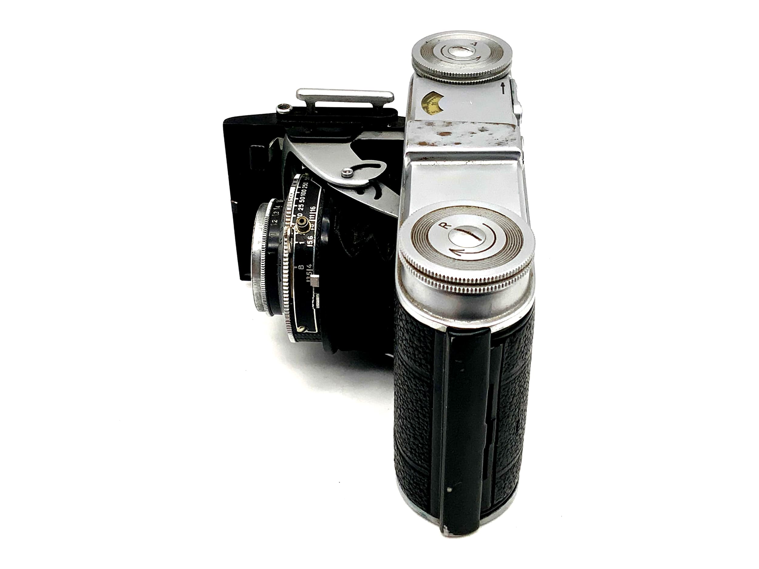 Voigtländer Vito folding camera with Skopar 1:3.5/50 Compur-Rapid