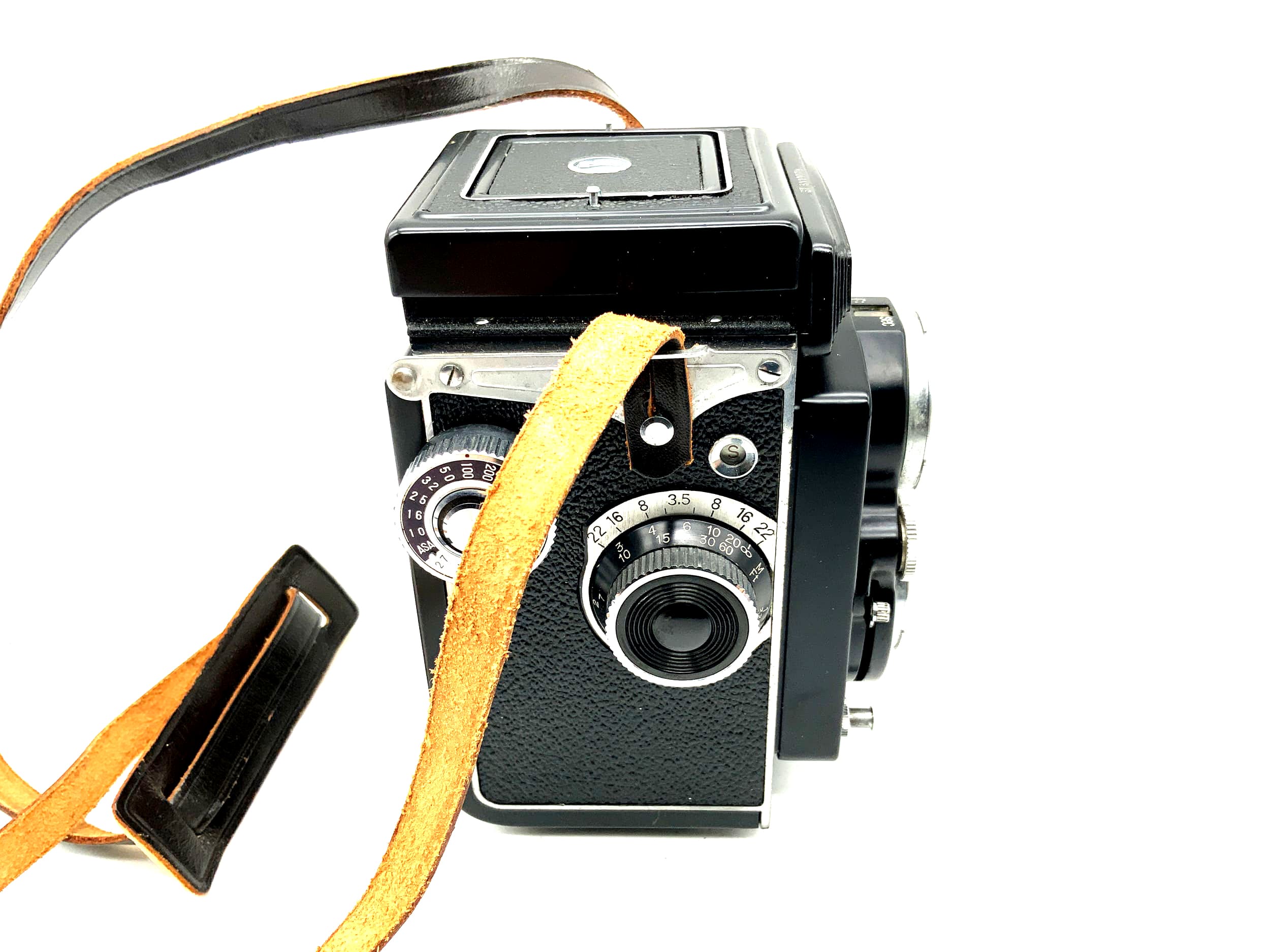 Yashica 635 TLR with Yashikor 1:3.5 f=80mm Copal-MXV twin-lens reflex camera