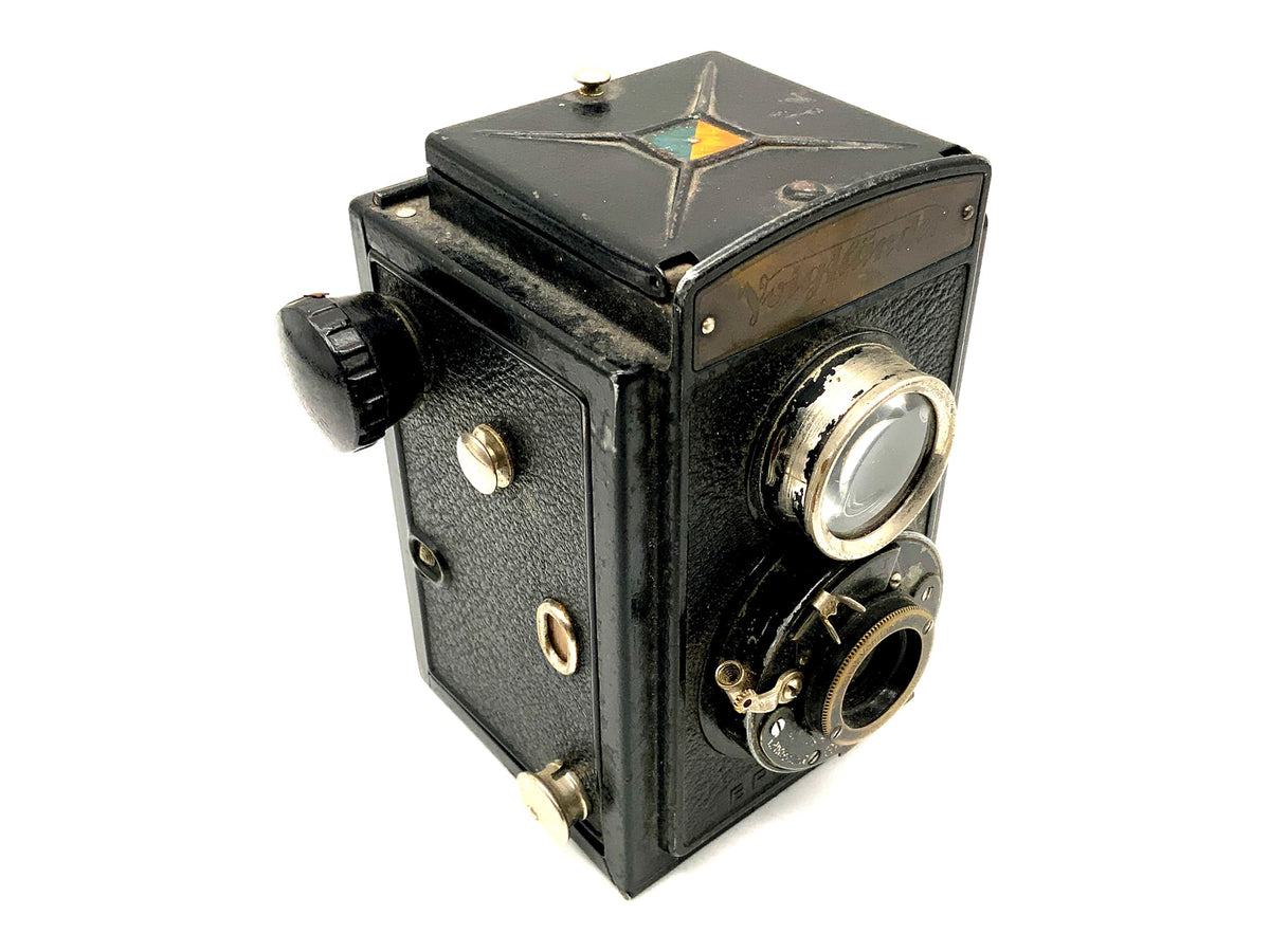 Voigtländer Brillant TLR with Anastigmat Voigtar 1:6.3/75mm twin-lens reflex camera