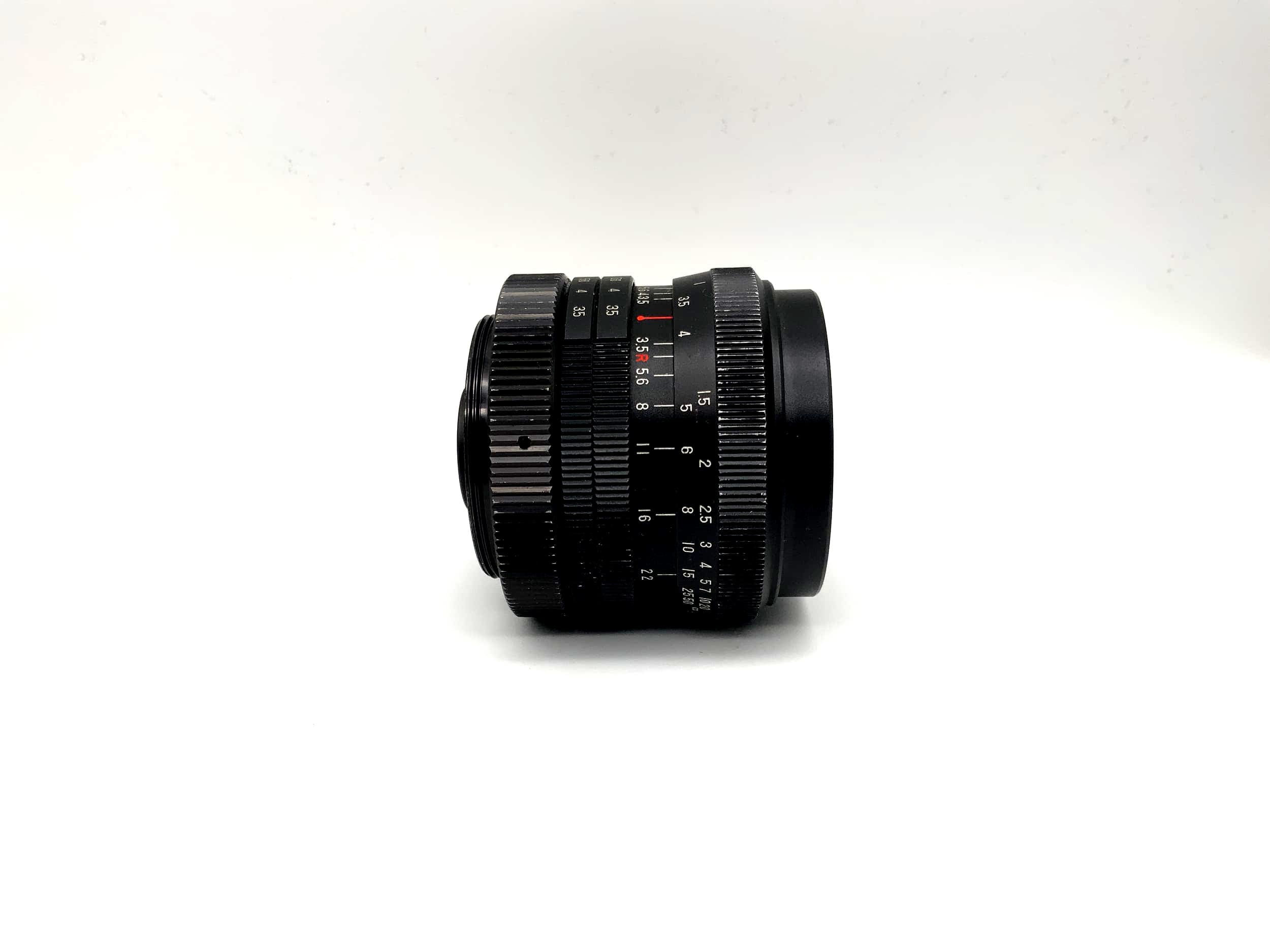 World View 35mm 1:3.5 Camera Lens (M42)