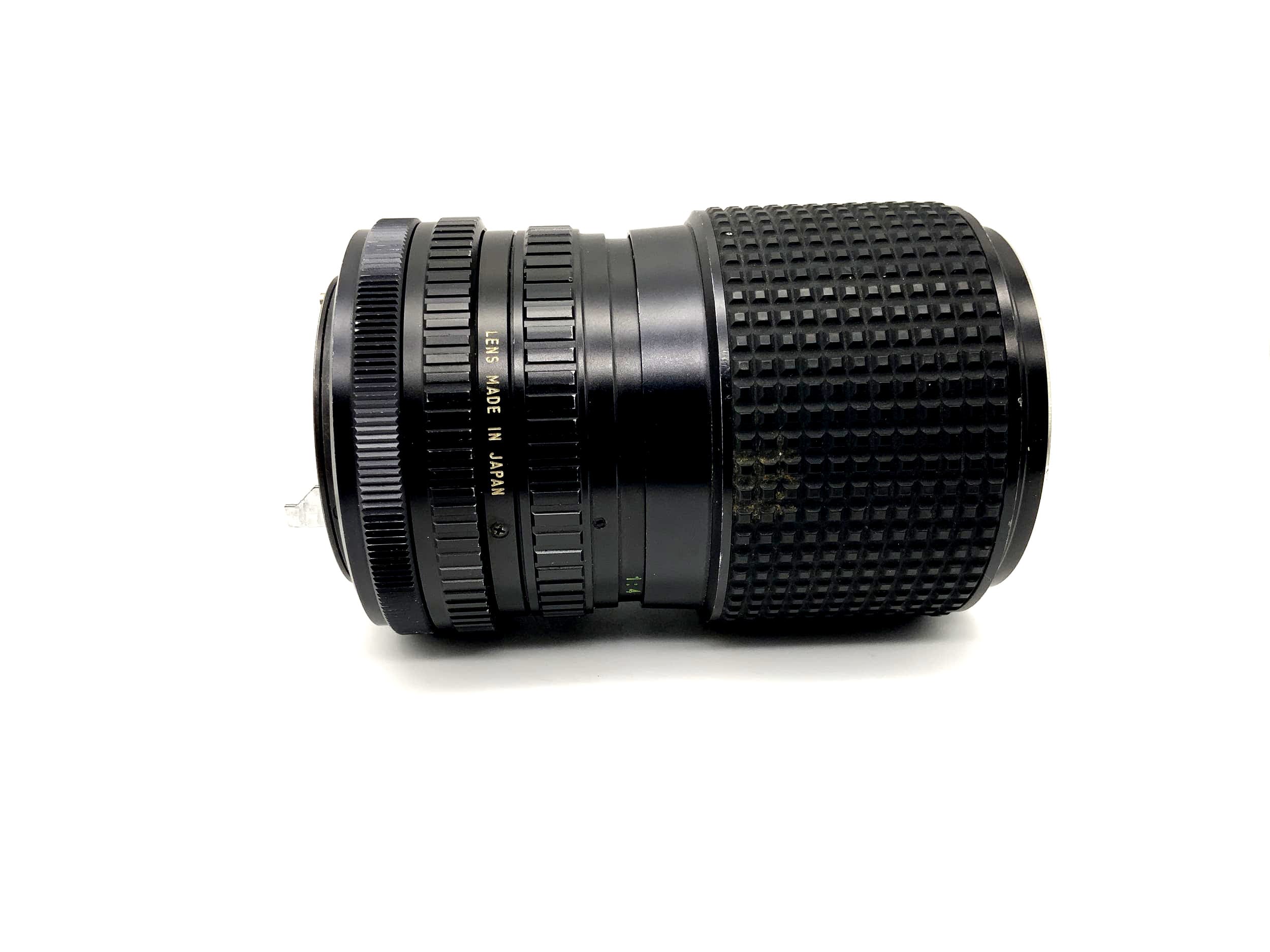Tokina 35-105mm 1:3.5-4.3 Lens RMC Camera Lens (Canon FD)
