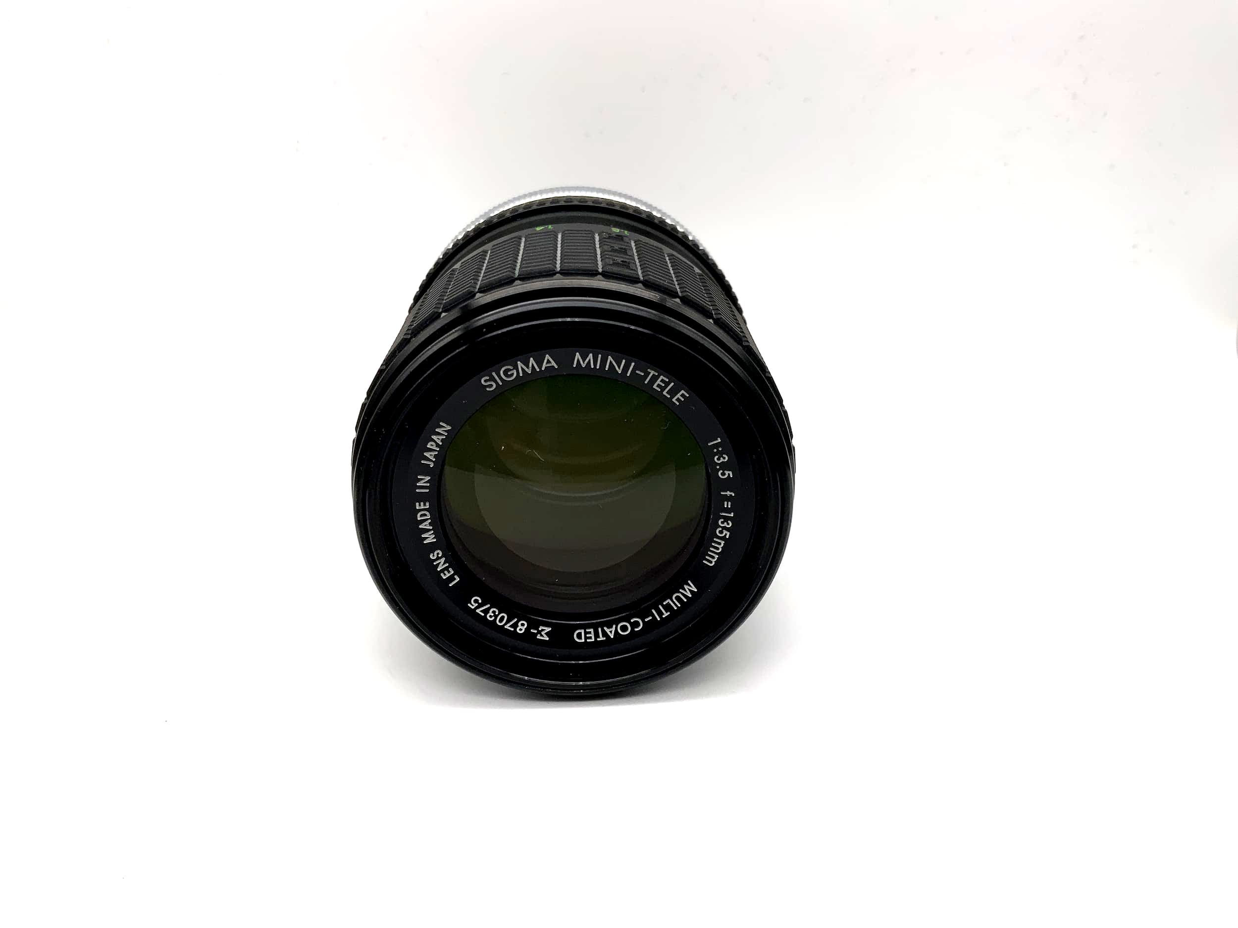 Sigma 135mm 1:3.5 Mini-Tele MC Camera Lens (Canon FD)