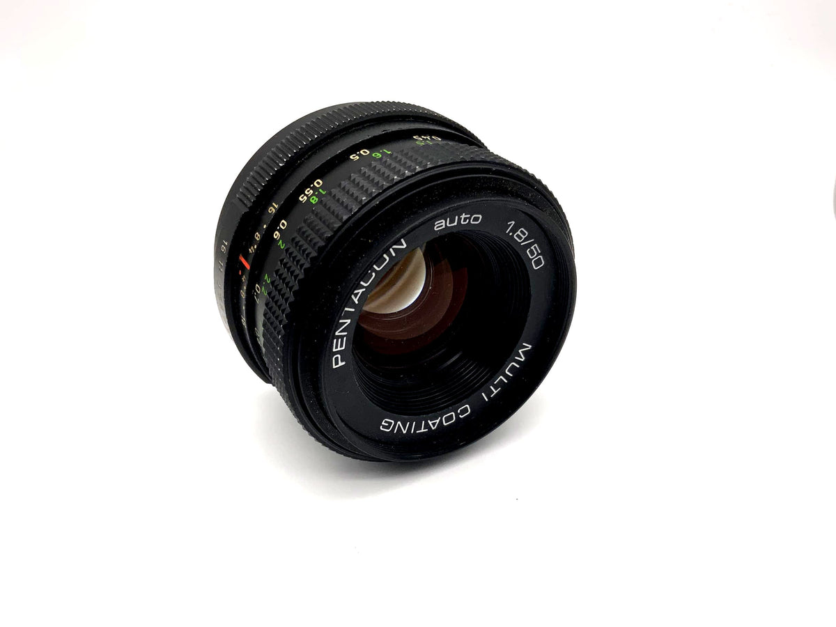 Pentacon 50mm 1:1.8 lens MC aka Meyer Optik Görlitz Oreston Lens (M42)