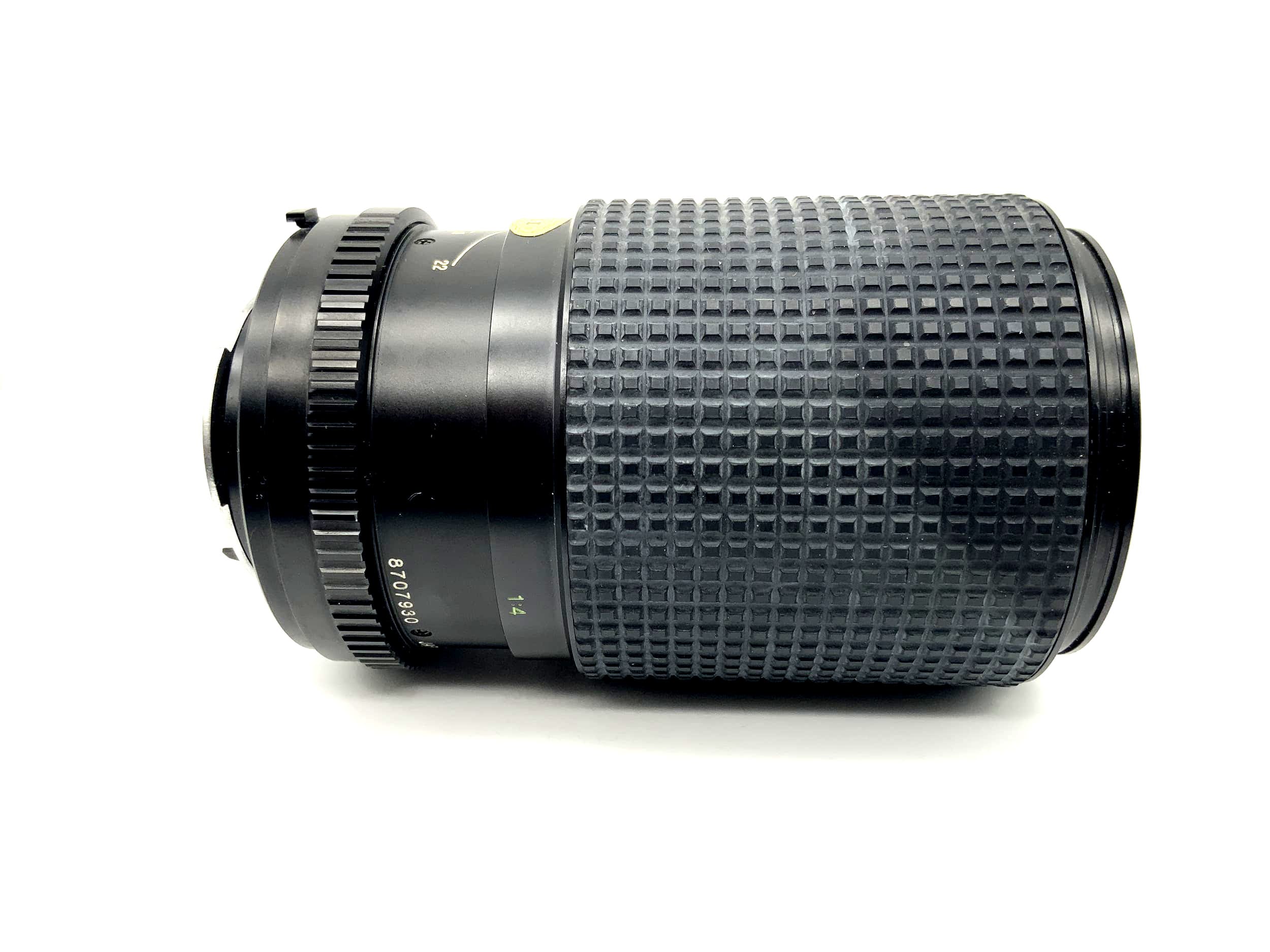 Tokina 35-135mm 1:3.5-4.5 Lens RMC Camera Lens (Minolta MD)