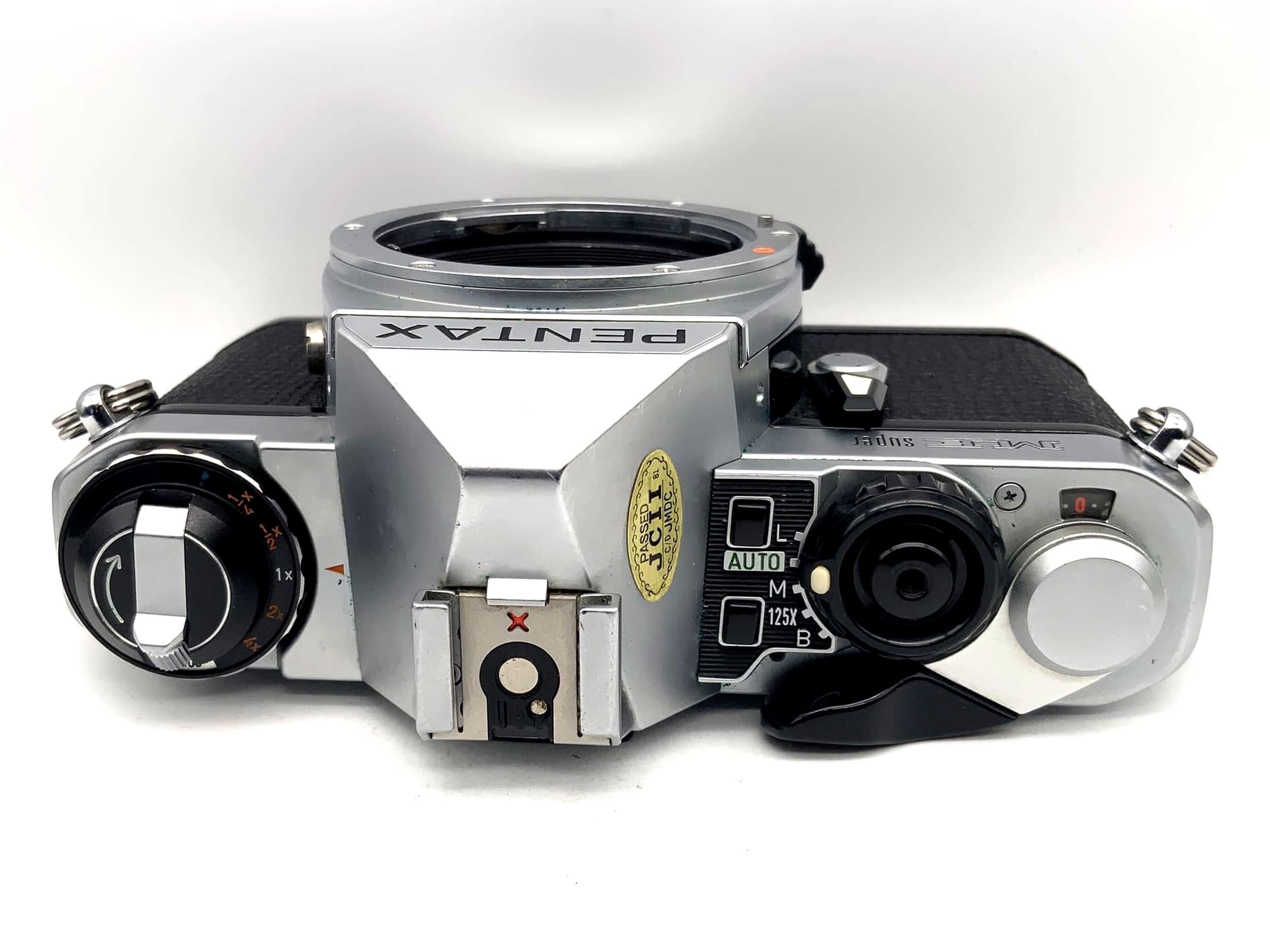 Pentax ME super 35mm SLR camera body (Pentax K)