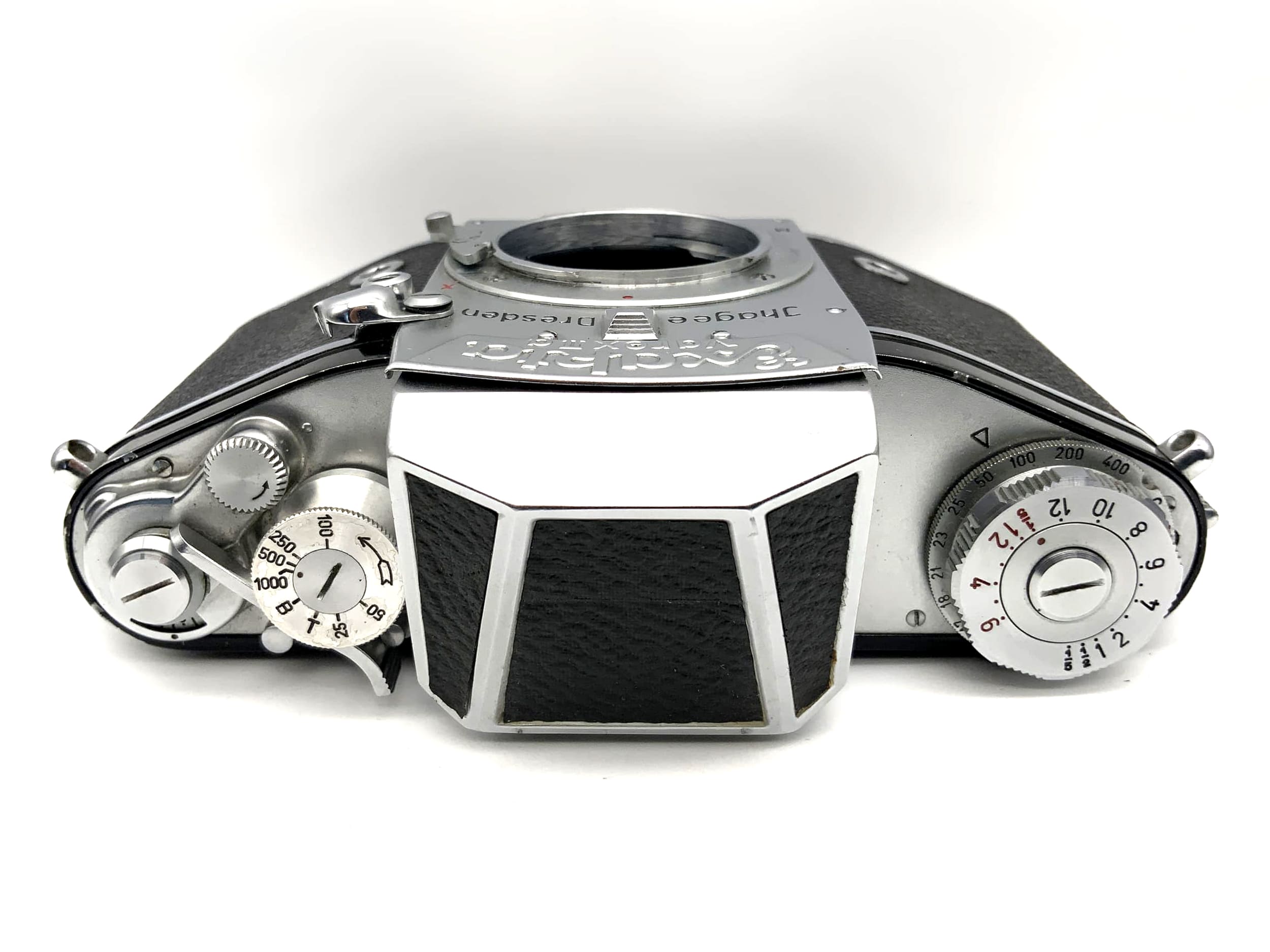 Exakta Varex II a 35mm SLR camera 2a Ihagee Body (Exa)