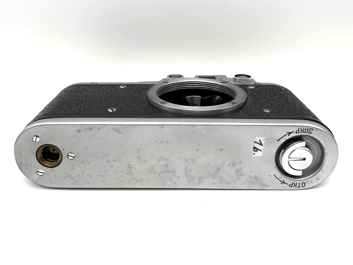 KMZ Zorki 1 35mm Viewfinder Camera Vintage USSR Camera Body (M39)