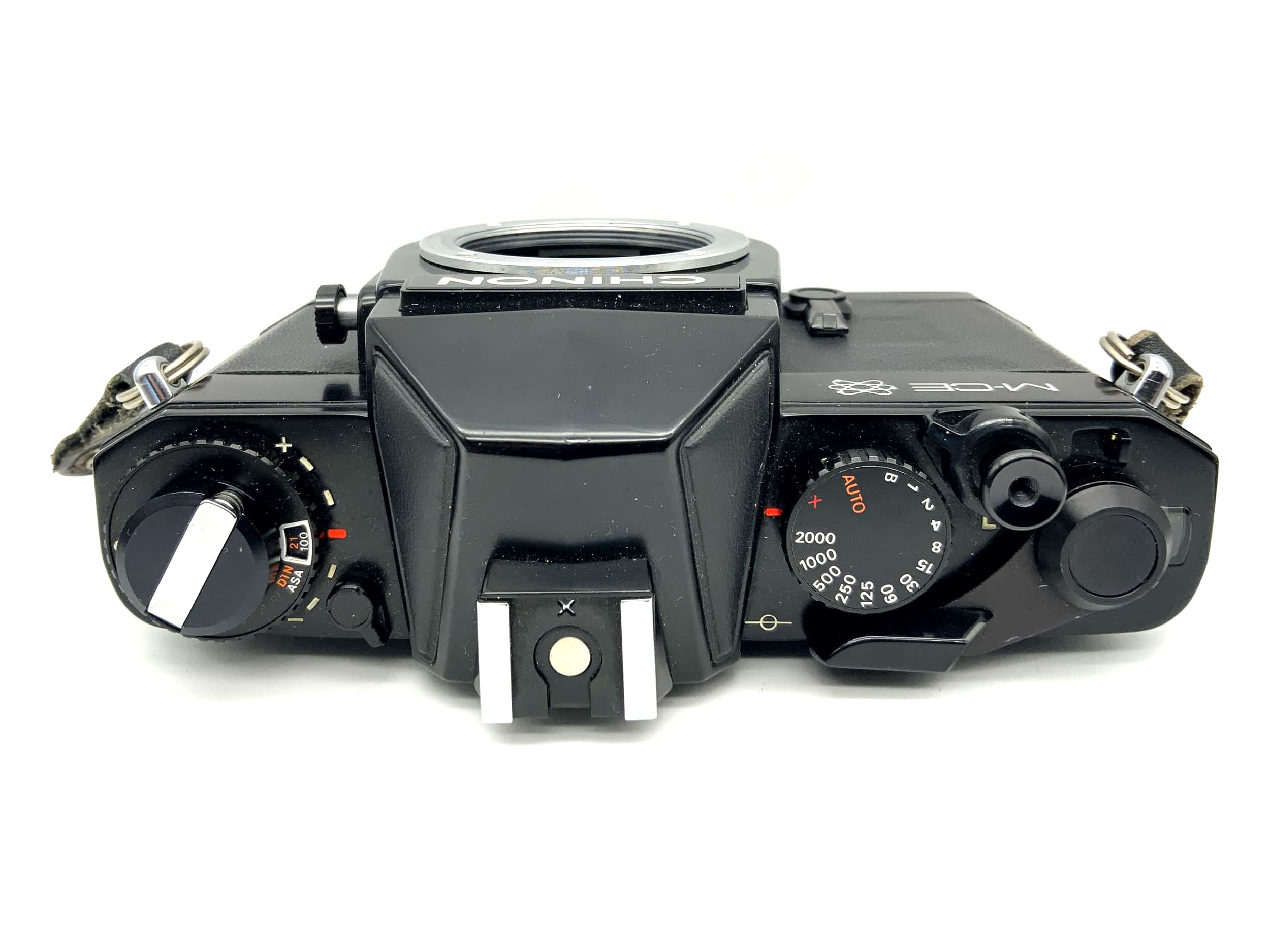 Chinon M-CE 35mm SLR Camera Body (M42)