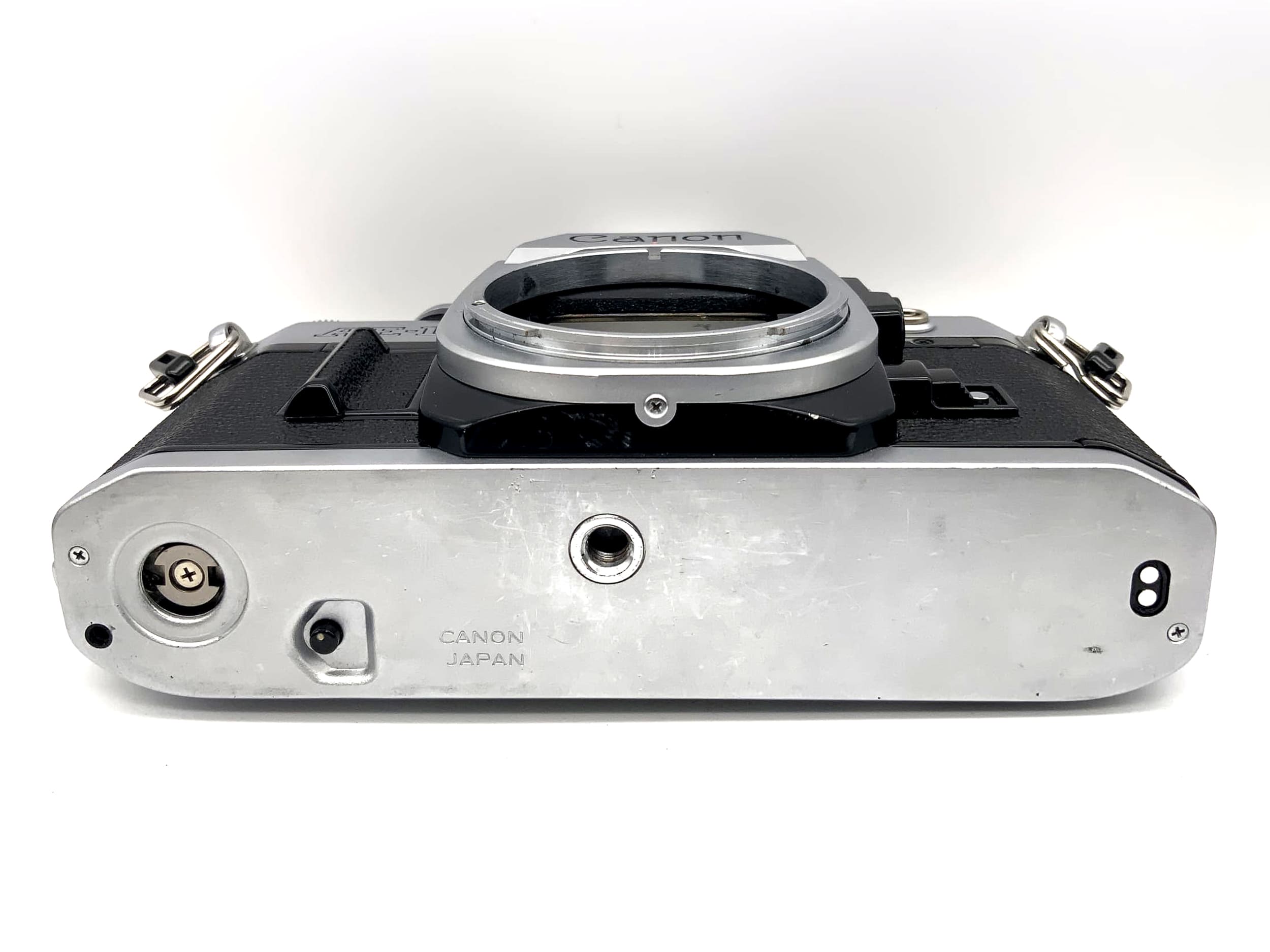 Canon AE-1 35mm SLR camera body (Canon FD) !Light meter defective!