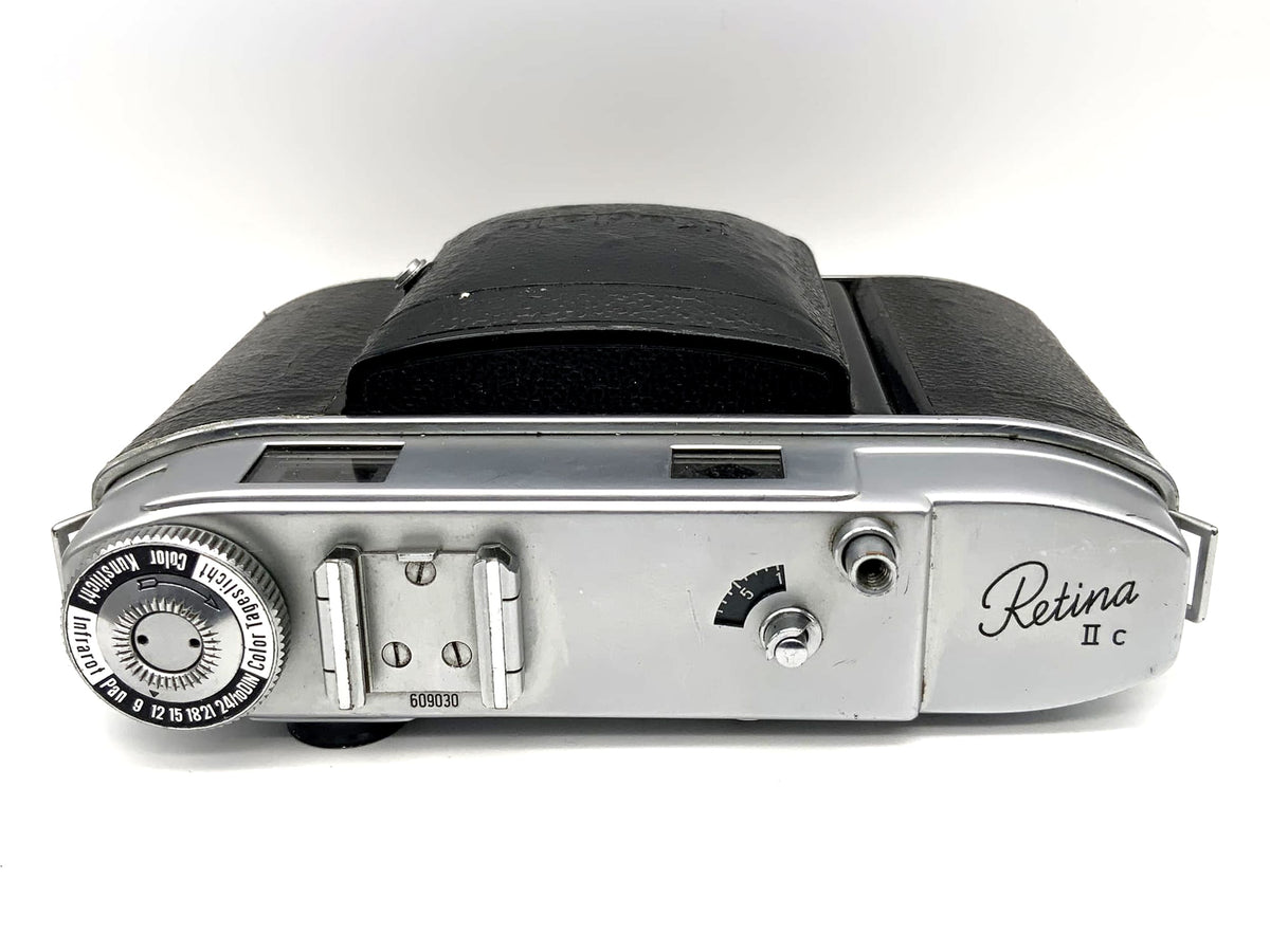 Kodak Retina IIc folding camera with xenon 1:2.8 50mm red C 2c Rangefinder Big C