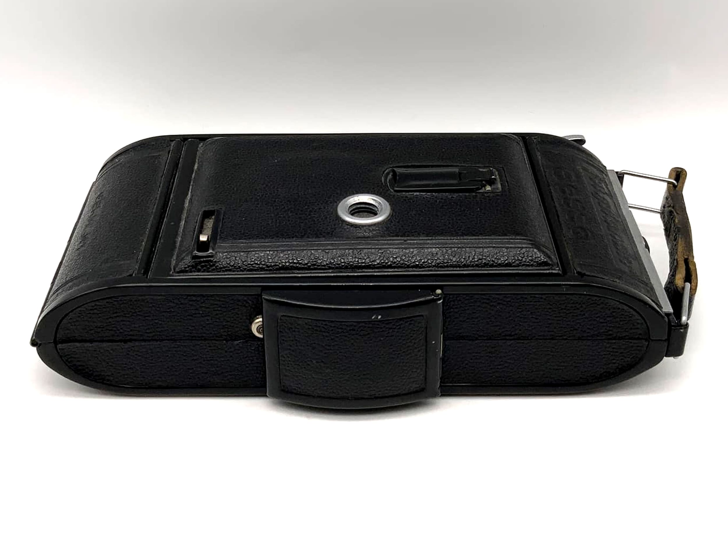 Voigtländer Bessa folding camera with Skopar 1:3.5 105mm 10.5cm AGC lens