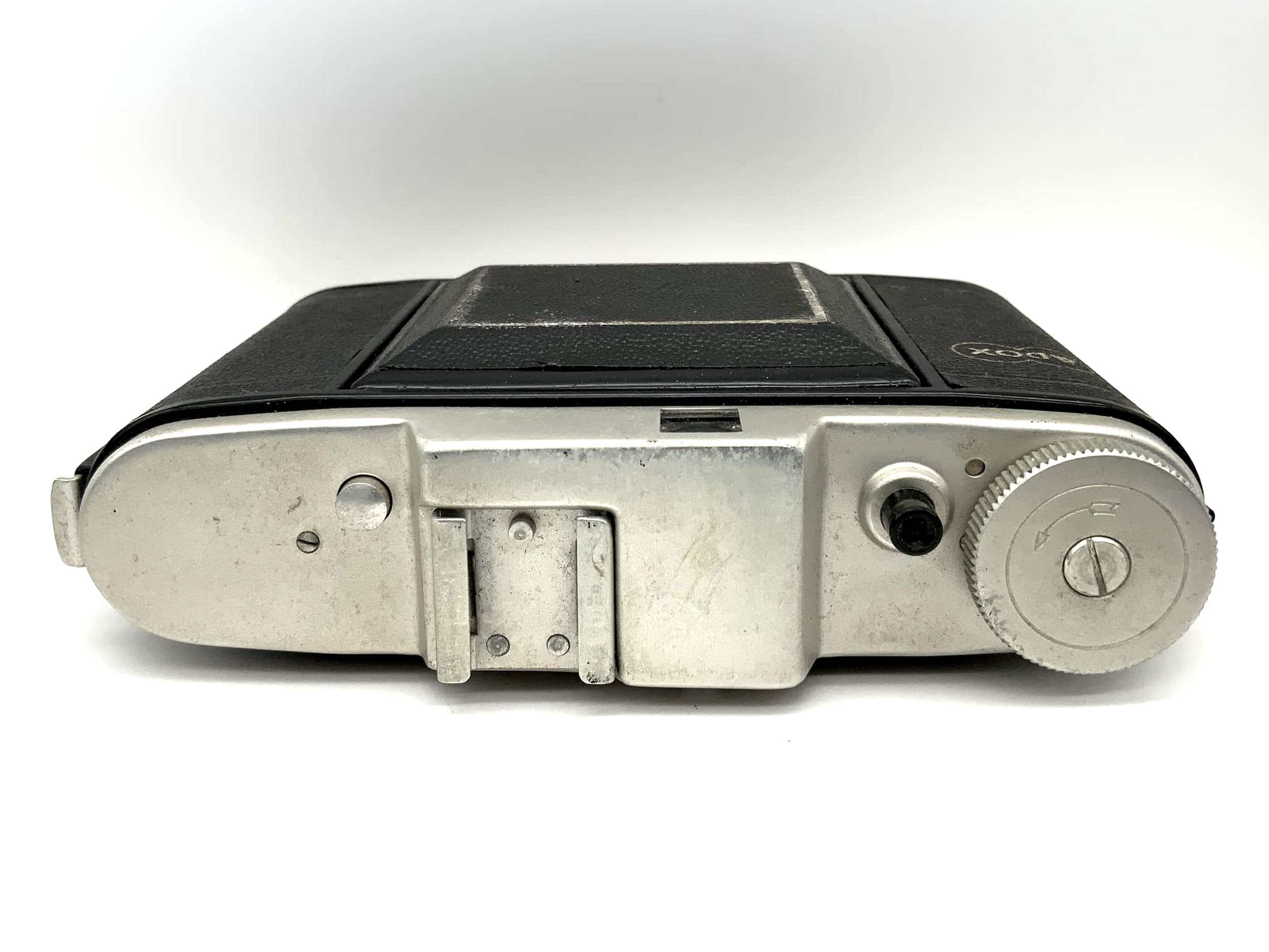Adox Golf folding camera with Adoxar 1:6.3 75mm red V Pronto lens