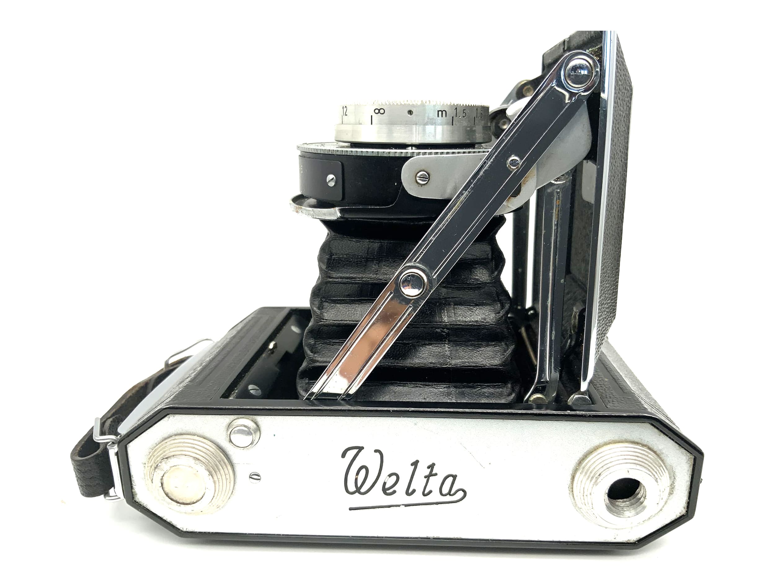 Welta Weltax folding camera with Meyer Optik Trioplan 1:3.5 75mm red V Junior lens