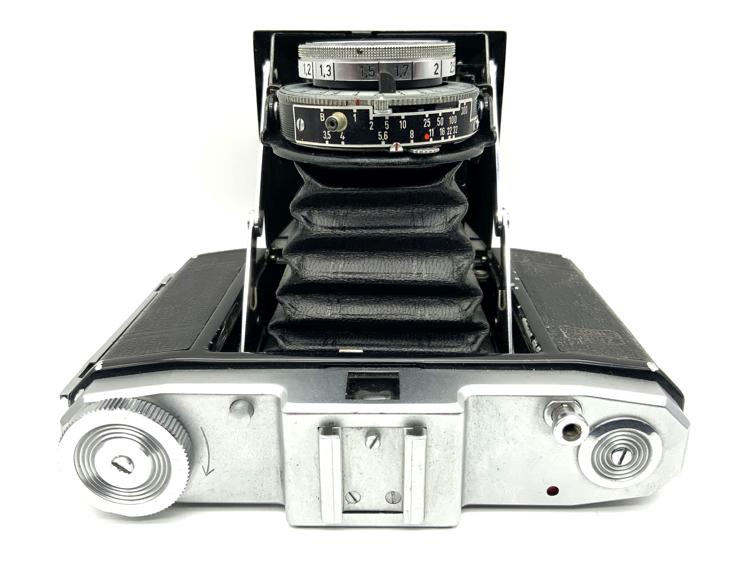 Zeiss Ikon Nettar 518/16 folding camera with Novar Anastigmat 1:3.5 75mm Prontor-S