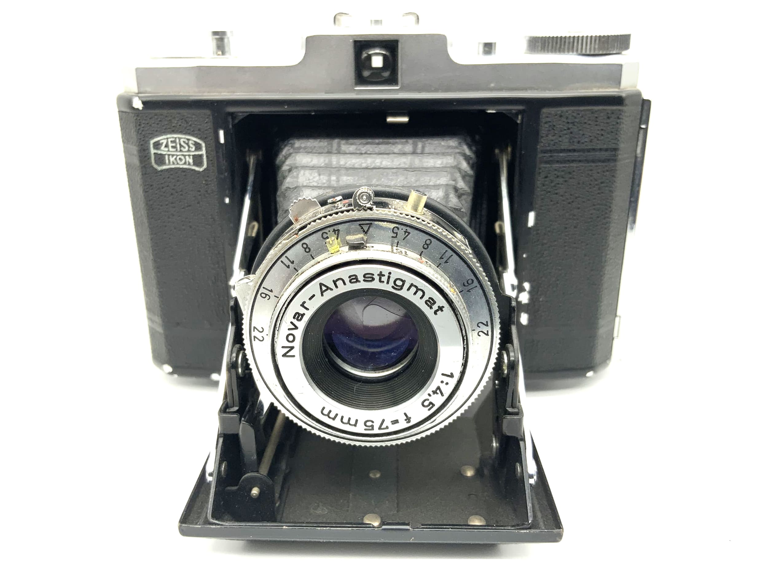Zeiss Ikon Nettar 518/16 folding camera with Novar Anastigmat 1:4.5 75mm Velio