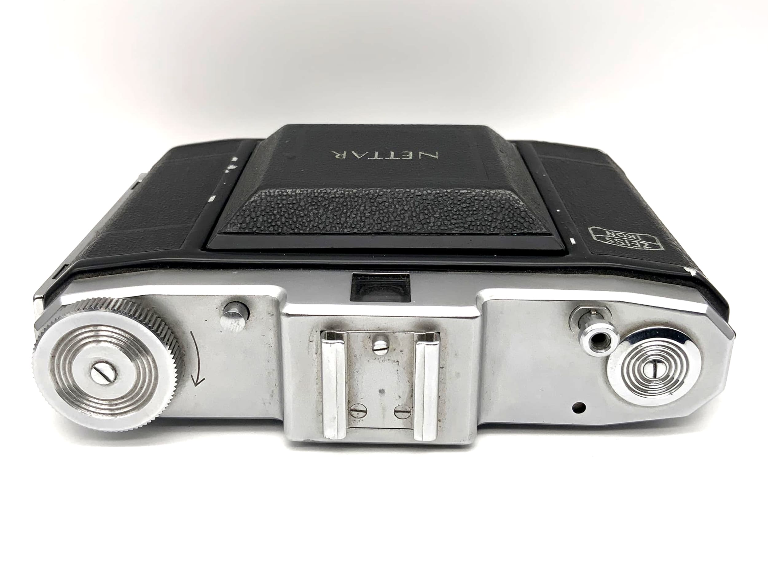 Zeiss Ikon Nettar 518/16 folding camera with Novar Anastigmat 1:4.5 75mm Velio