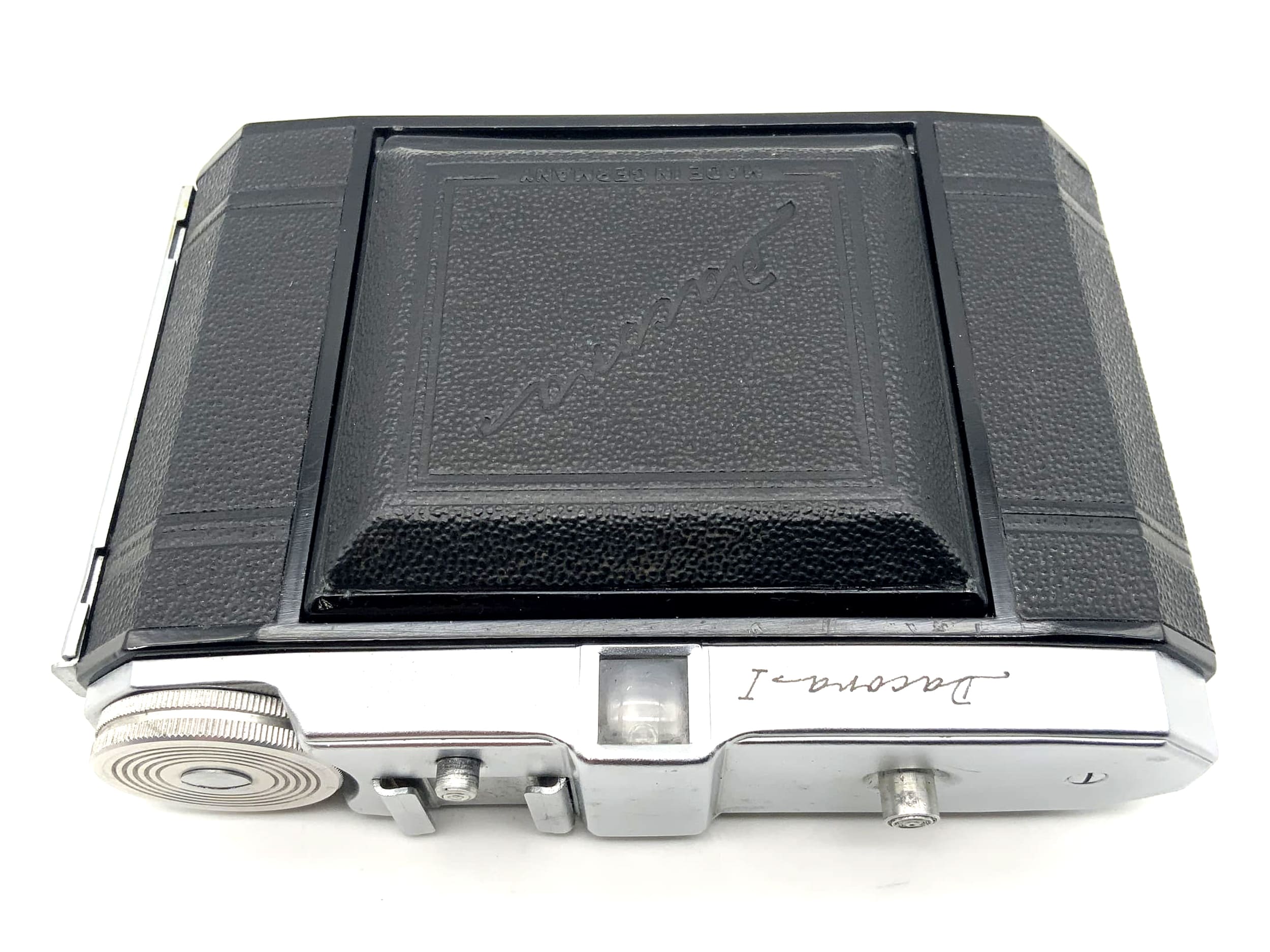 Dacora I folding camera with Ennar 1:4.5 7.5cm red C 1 Vario