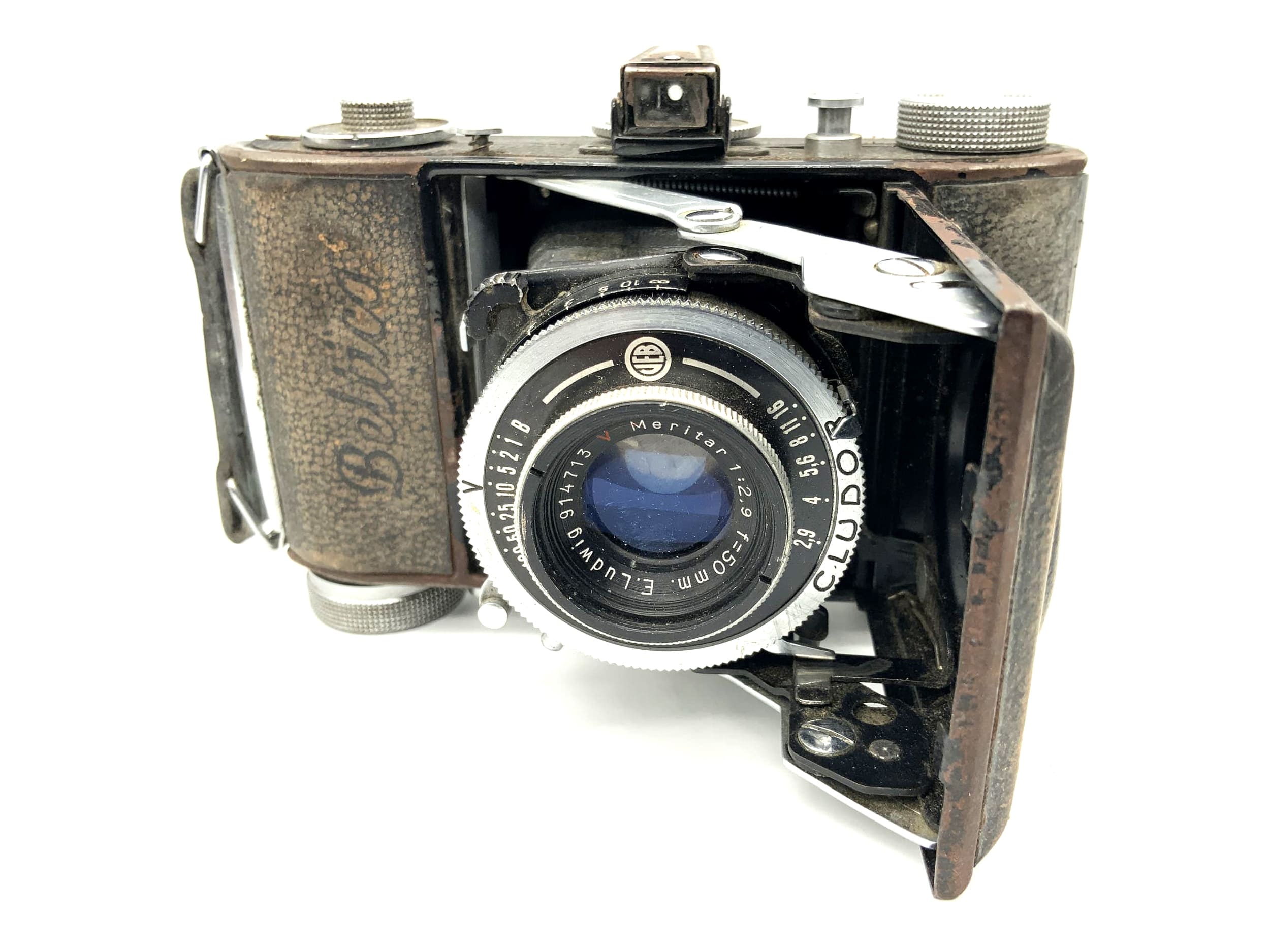 Balda Beltica folding camera with E. Ludwig Meritar 1:2.9 50mm red V C.Ludor