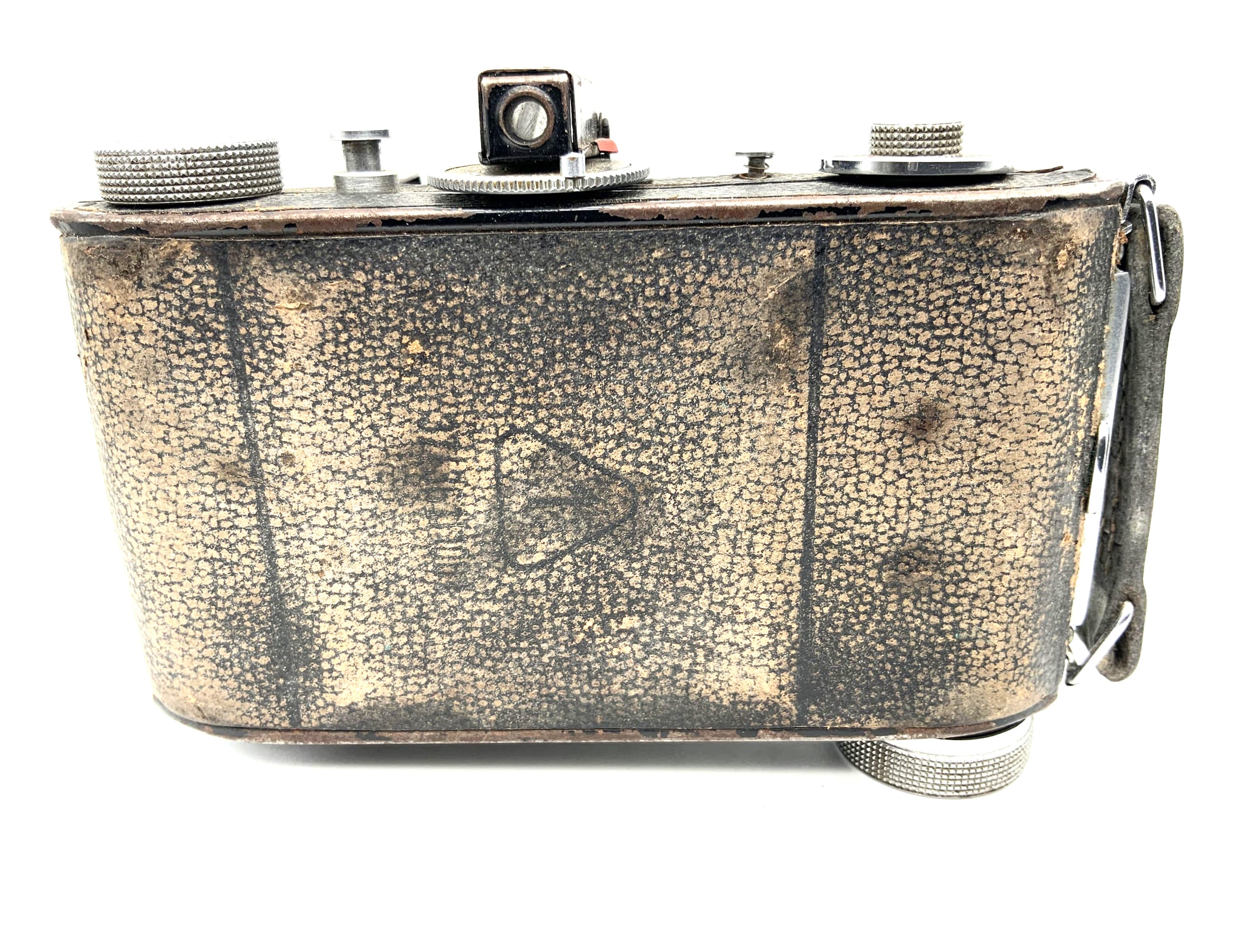 Balda Beltica folding camera with E. Ludwig Meritar 1:2.9 50mm red V C.Ludor