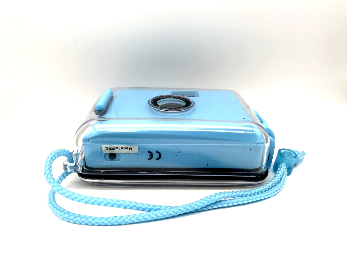 Chi Focus Free Point&amp;Shoot with 28mm compact camera analog camera 35mm