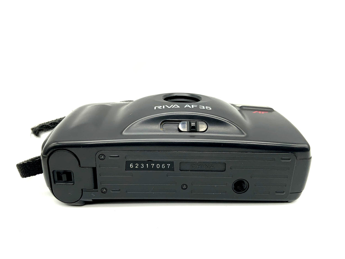 Minolta Riva AF 35 Point&amp;Shoot compact camera analog camera 35mm