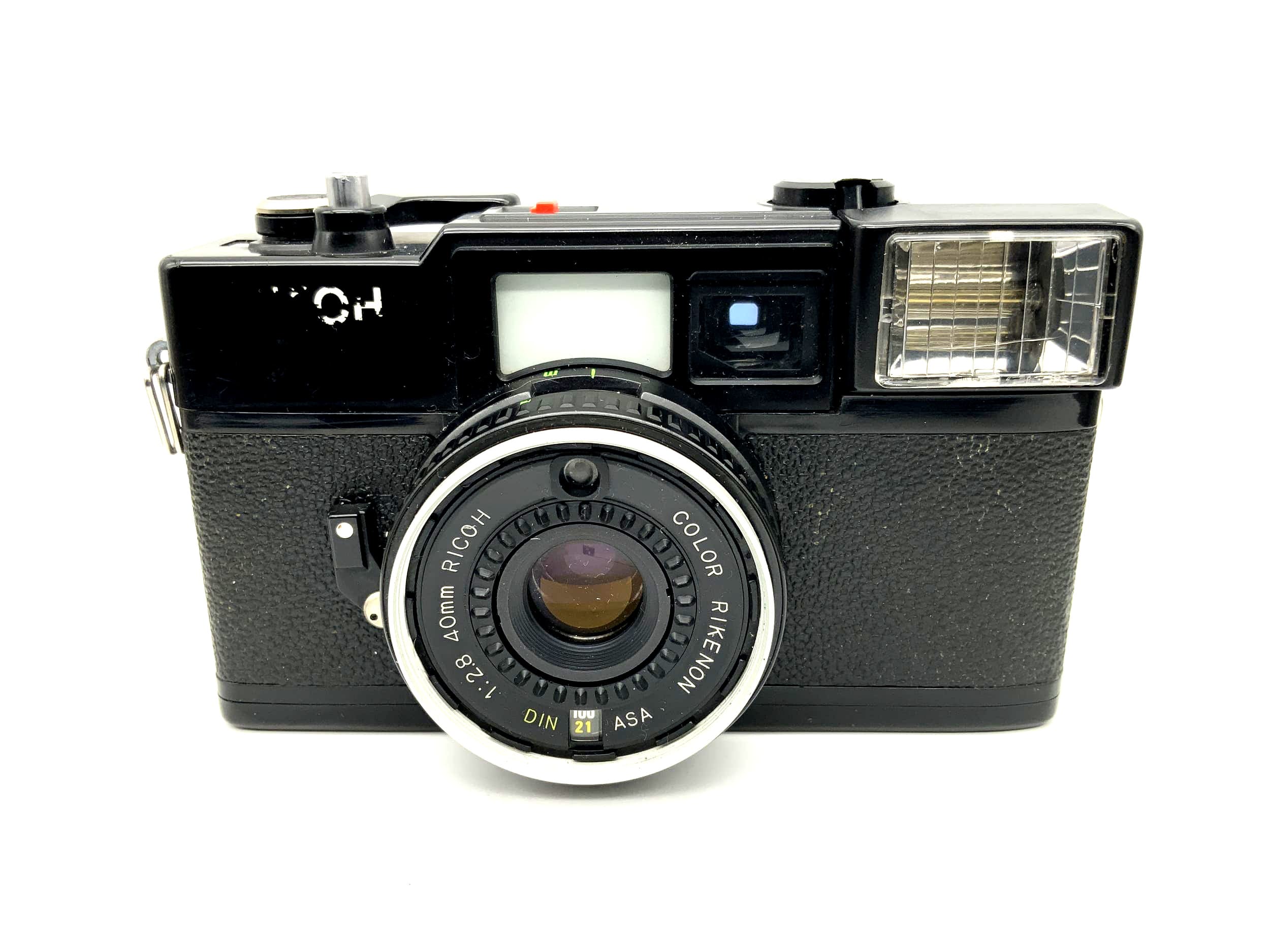 Ricoh 35 EFS Point&amp;Shoot with Color Rikenon 2.8/40mm compact camera 35mm