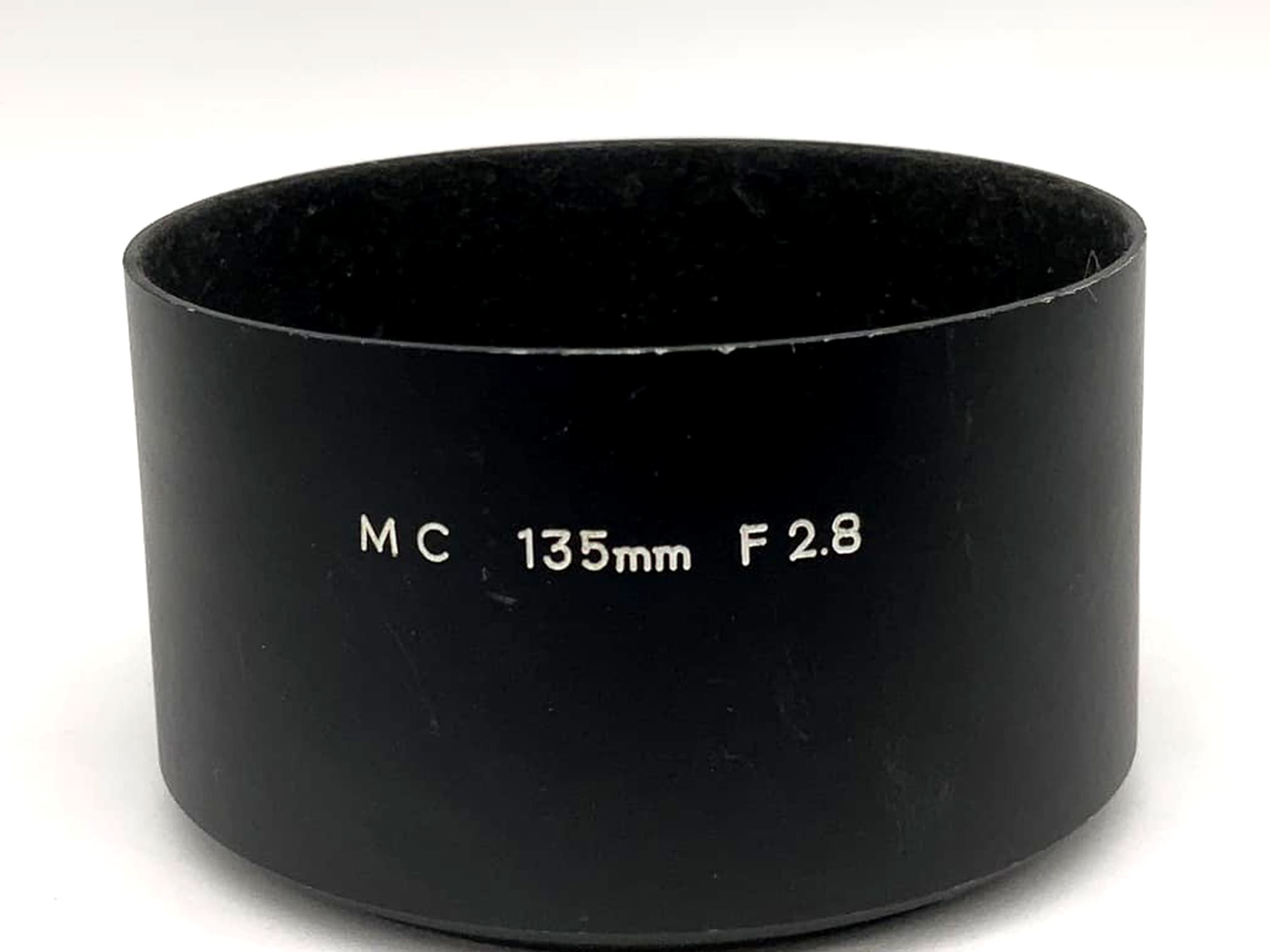 Minolta MC 135mm F2.8 metal lens hood