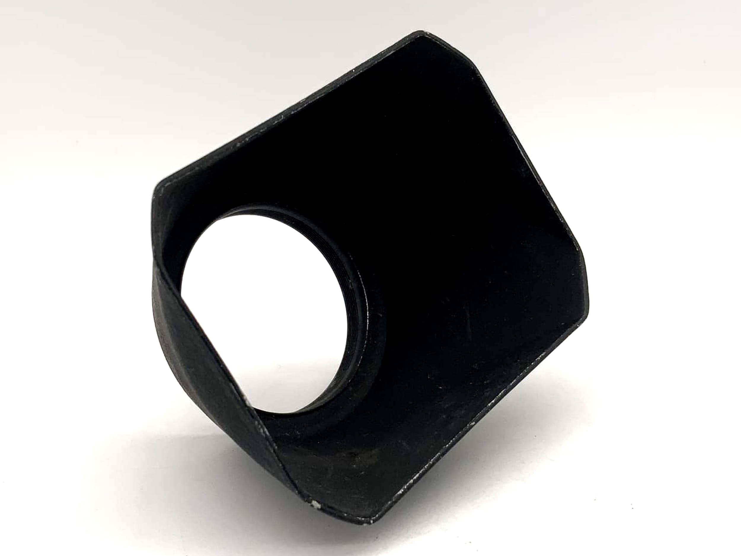 Ihagee / Pentacon 35.5mm M35 metal lens hood for Flektogon sunshade