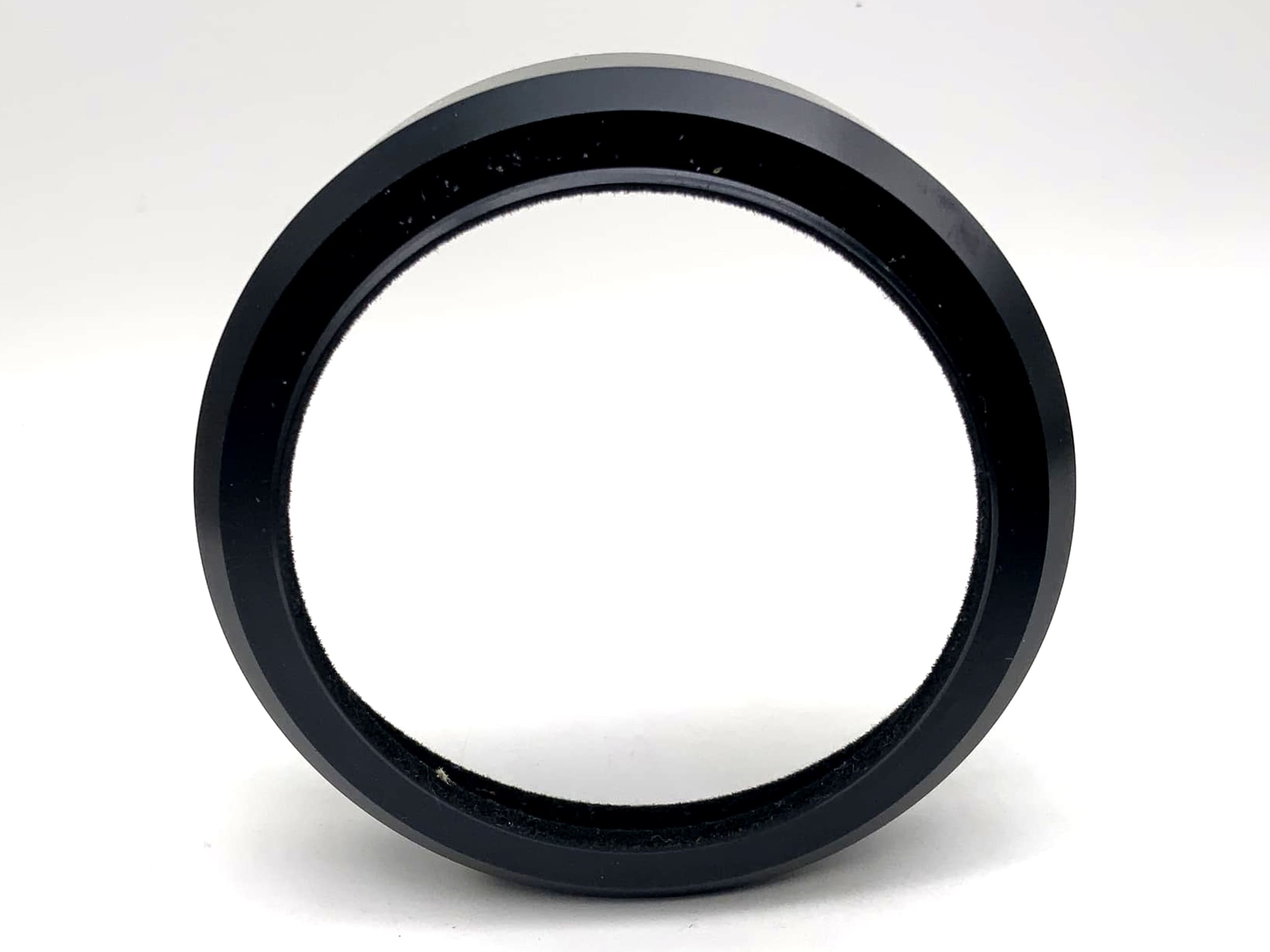 Minolta MD 50-135mm F3.5 metal lens hood