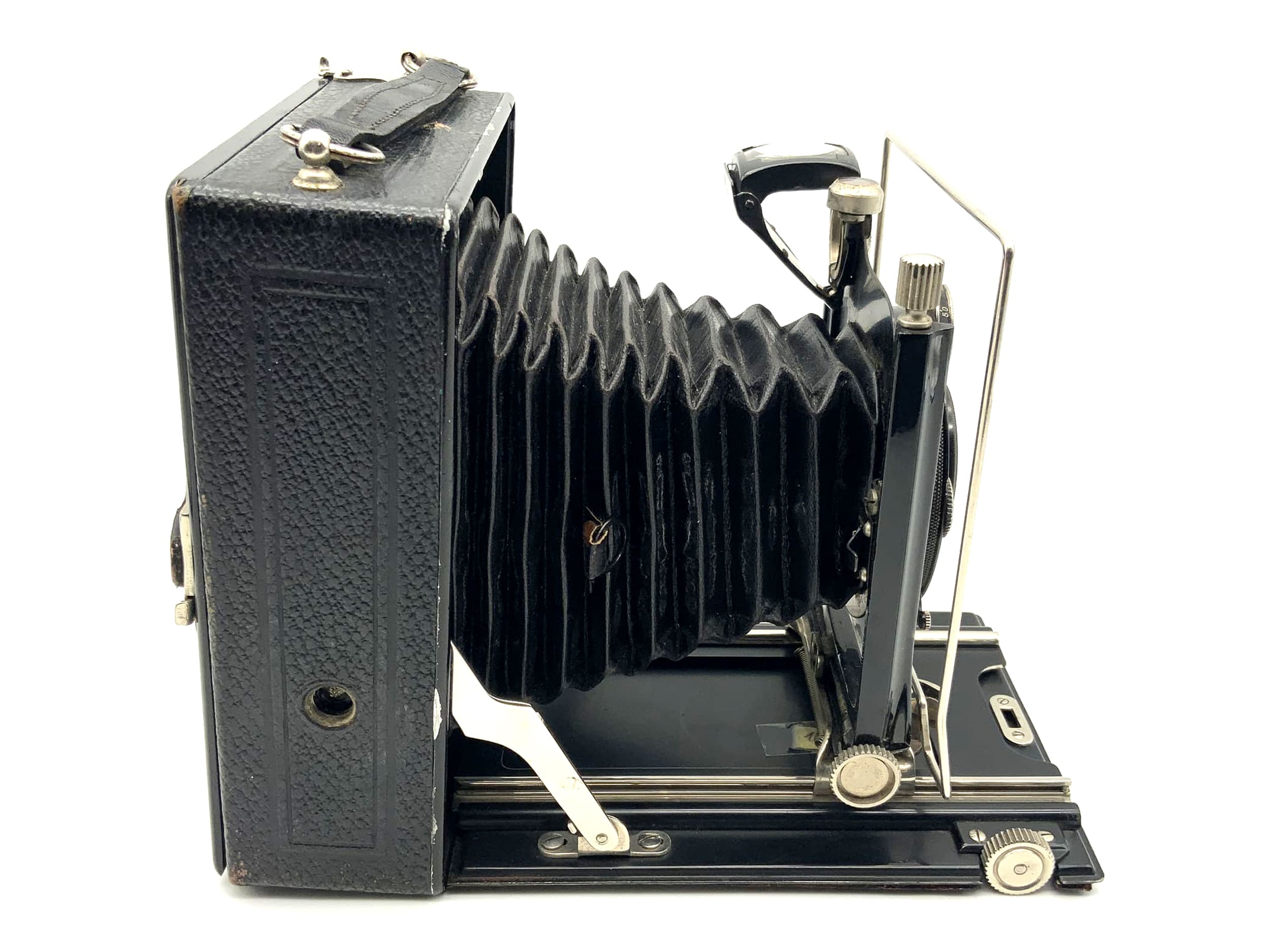 Welta plate camera with Rodenstock Munich Eurynar 1:4.5 f=13.5cm 9x12 Compur lens