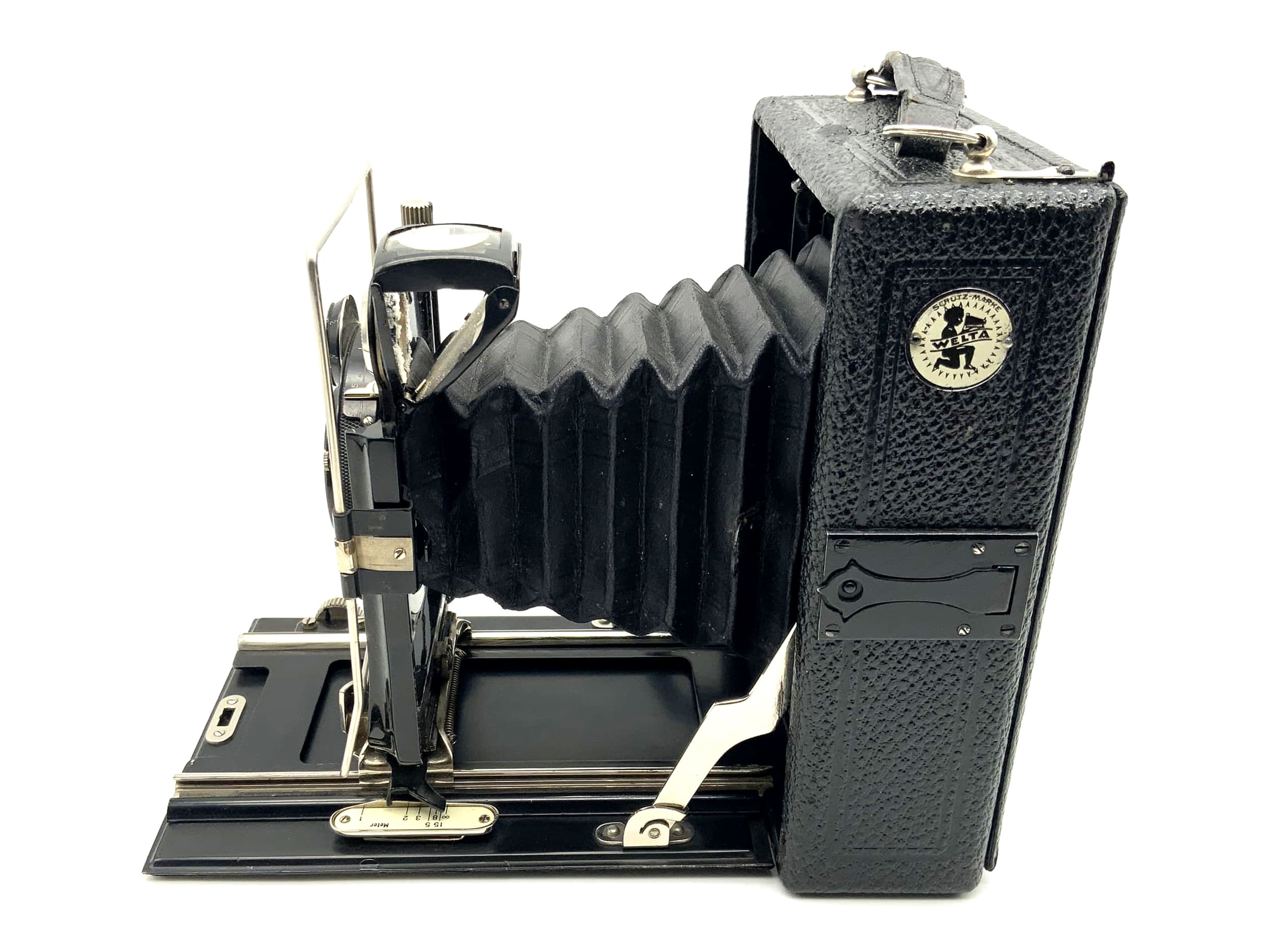 Welta plate camera with Schneider Kreuznach Isconar f: 4.5 F=13.5cm 9x12 Compur