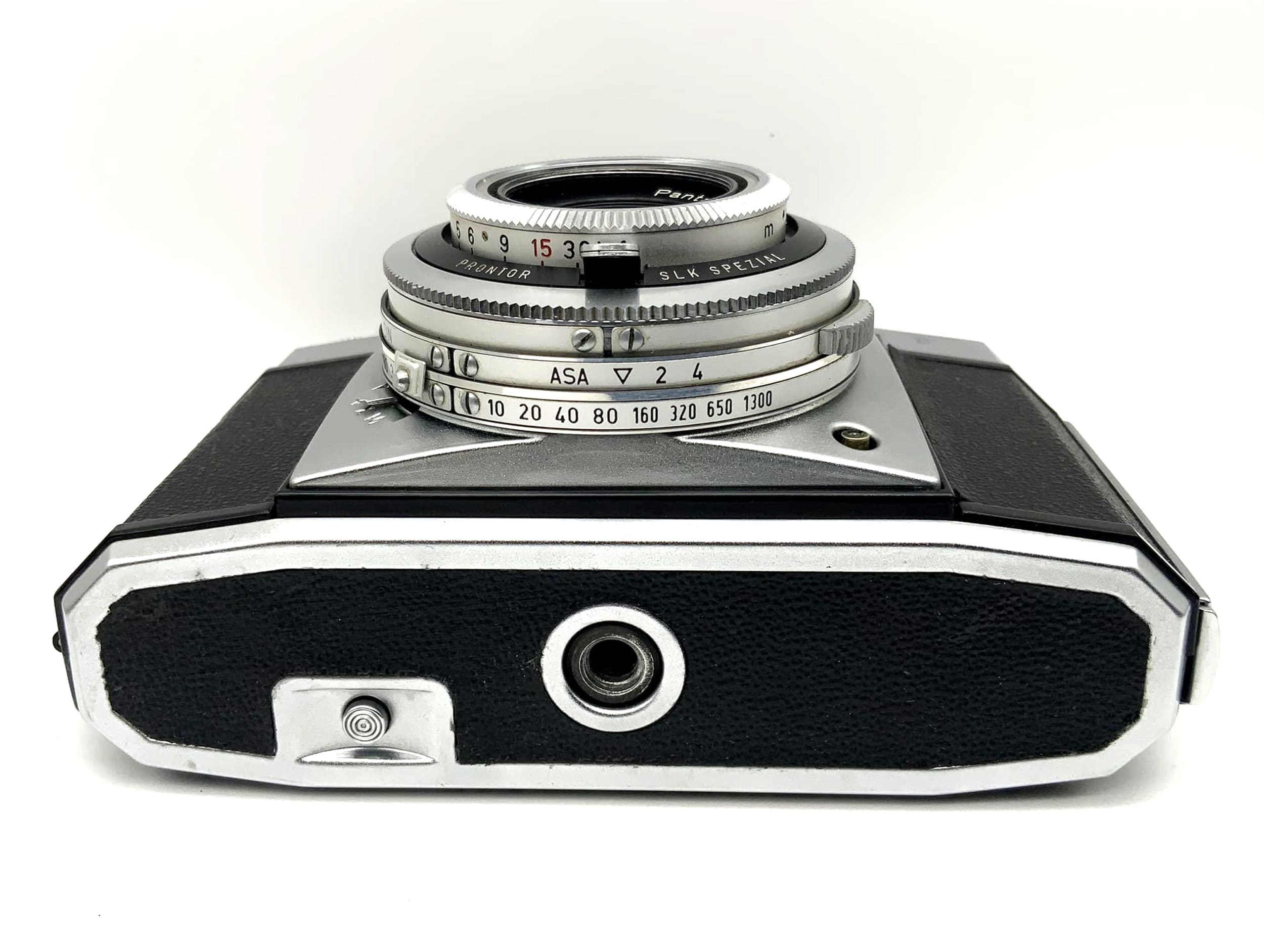 Zeiss Ikon Contina rangefinder camera with Pantar 1:2.8/45 Prontor SLK Special lens