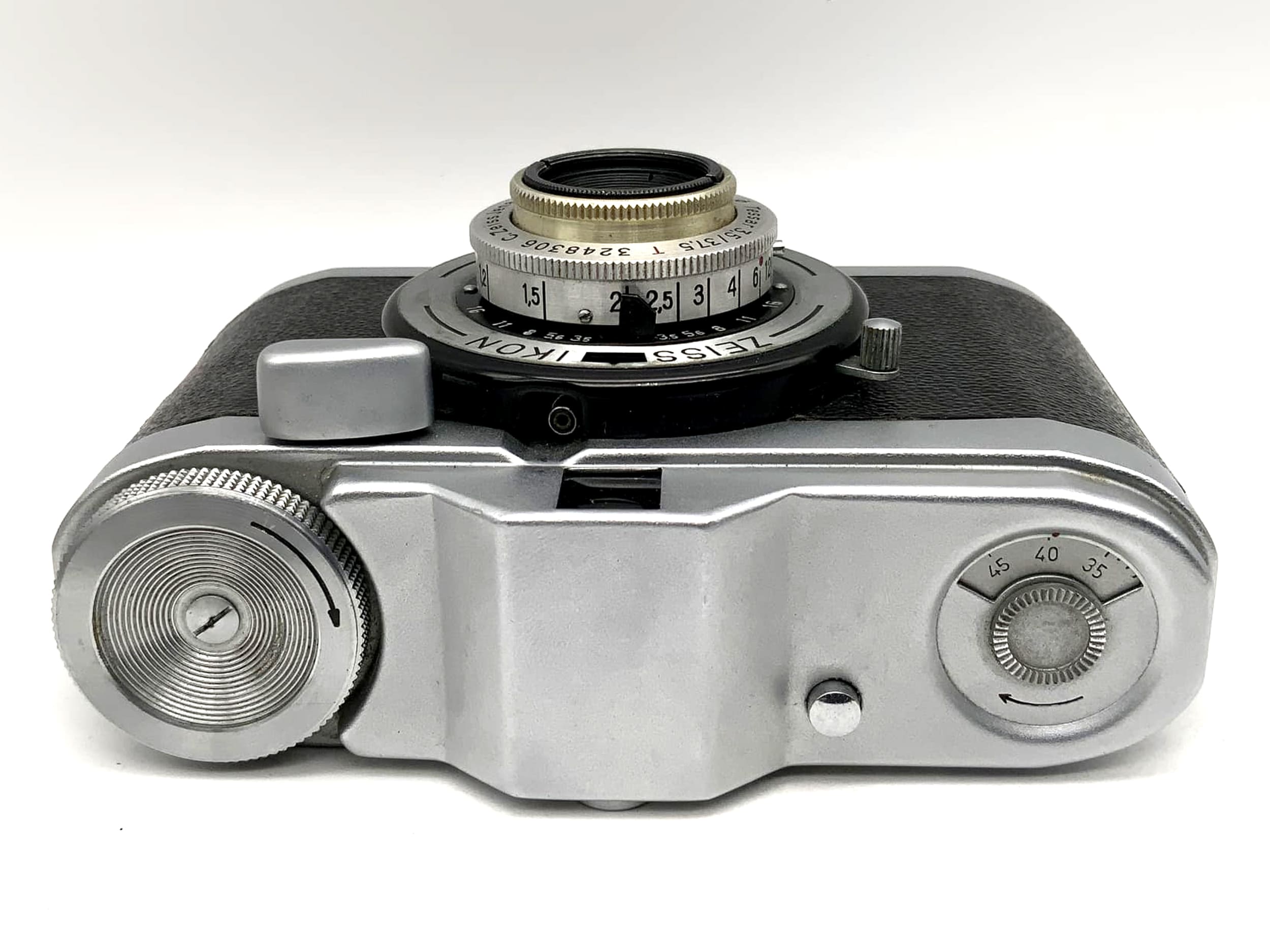 Zeiss Ikon Tenax viewfinder camera with Carl Zeiss Tessar 1:3.5/37.5 Tempor