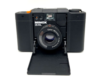 Minox 35 ML viewfinder camera with Color-Minotar 1:2.8 35mm analog camera Point&amp;Shoot