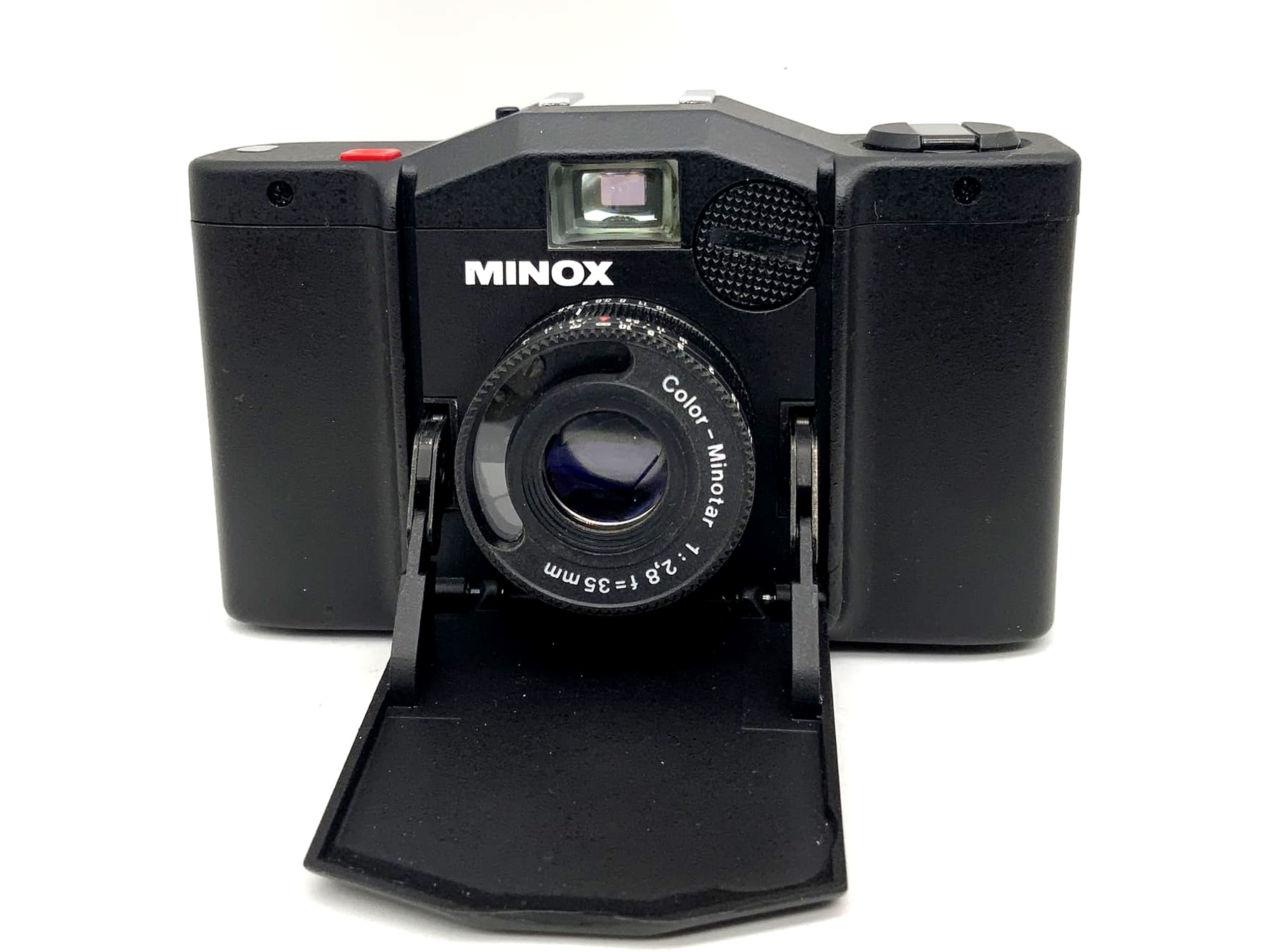 Minox 35 EL rangefinder camera with Color-Minotar 1:2.8 f=35mm Point&amp;Shoot lens