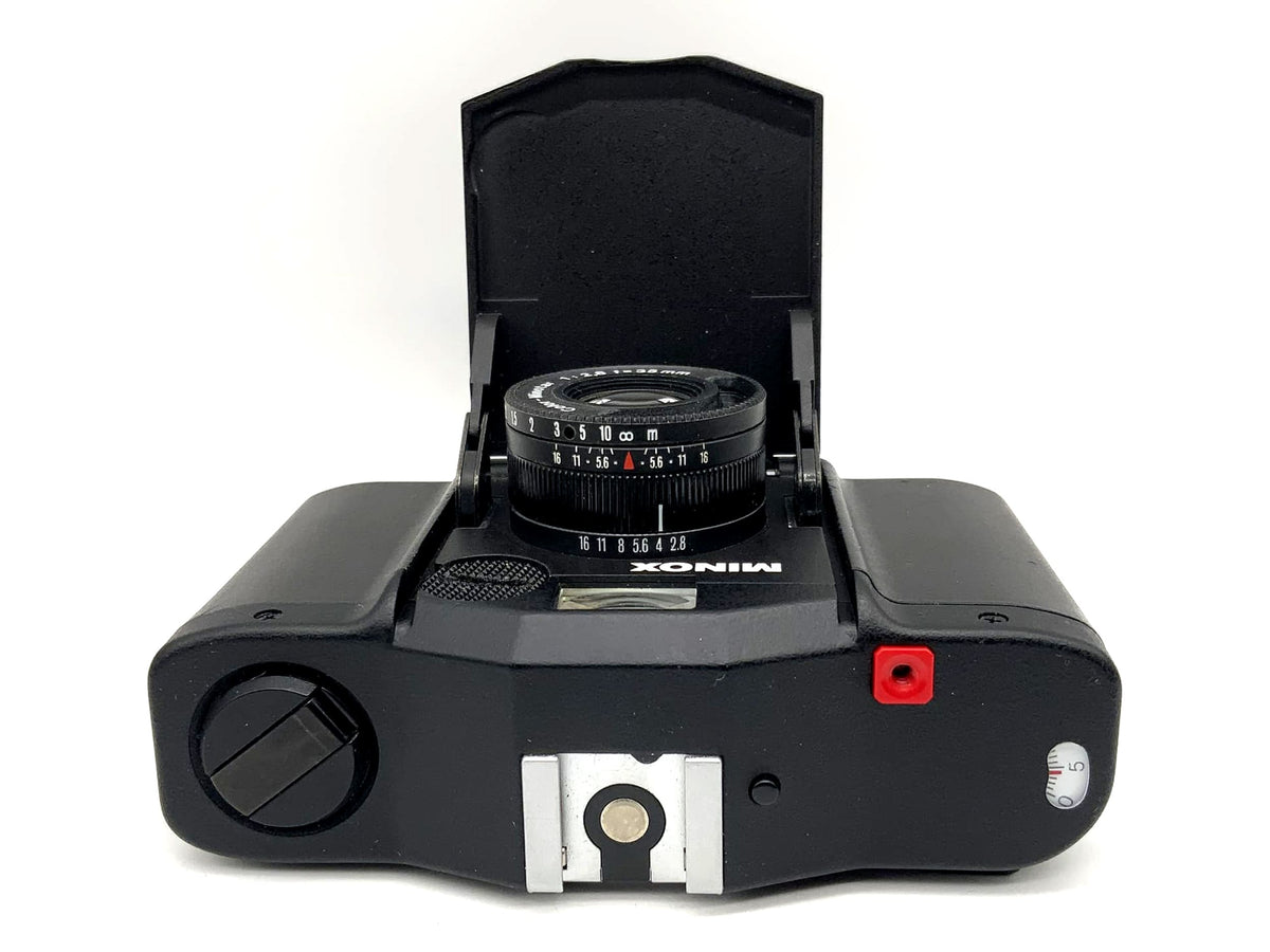 Minox 35 EL rangefinder camera with Color-Minotar 1:2.8 f=35mm Point&amp;Shoot lens