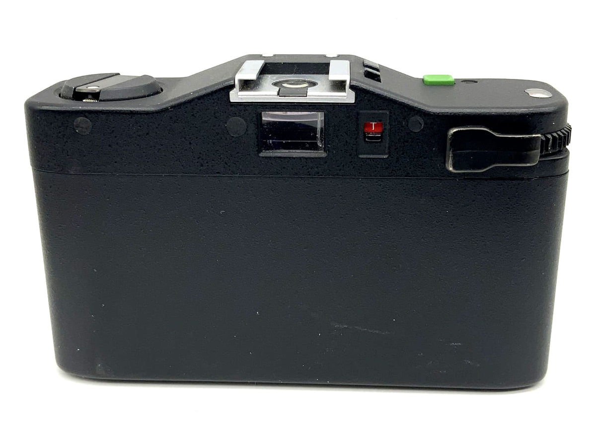 Minox 35 PL viewfinder camera with Color-Minotar 2.8/35 analog camera Point&amp;Shoot